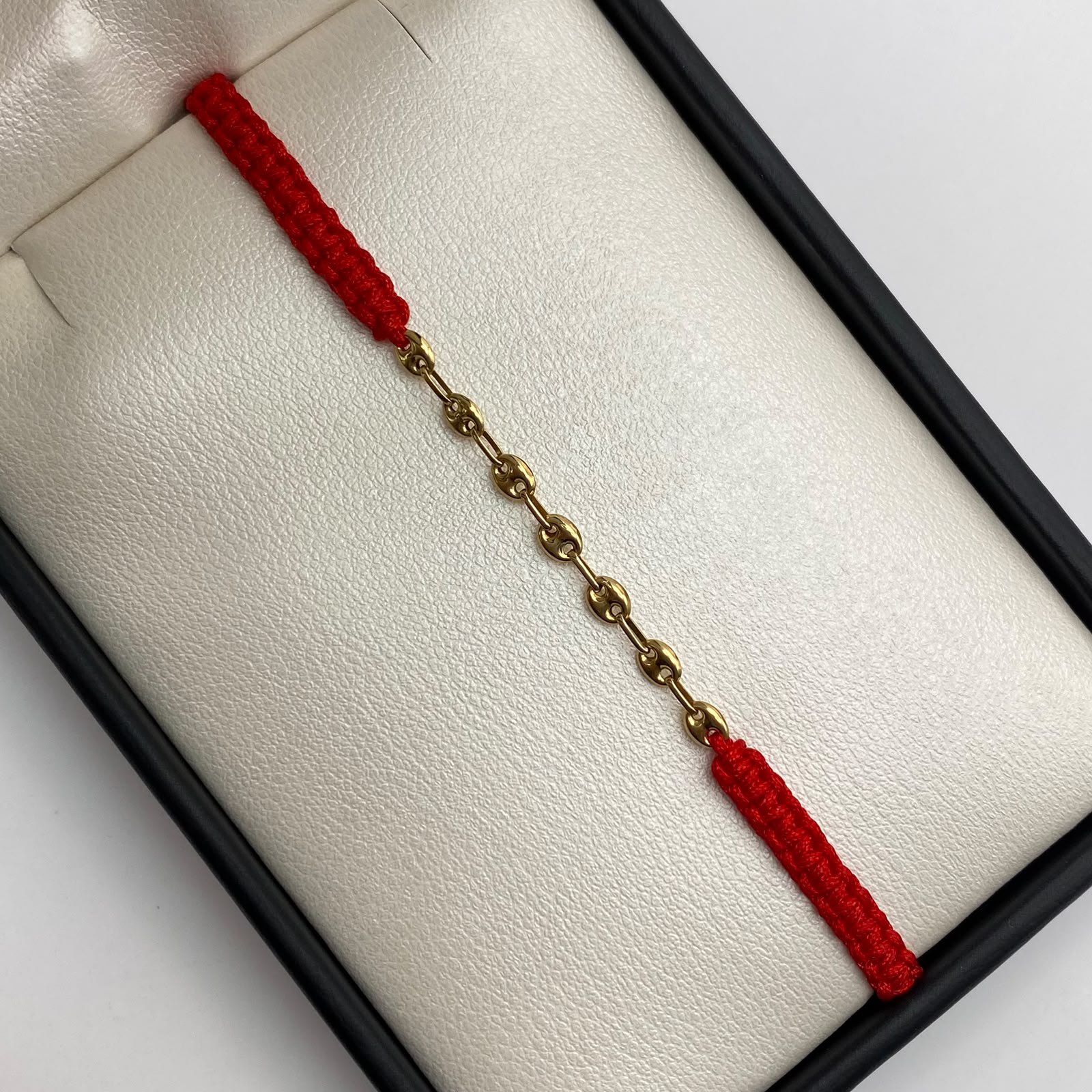 Pulsera tejida Herraje gc hilo rojo Oro amarillo 18k 0,35 Gr