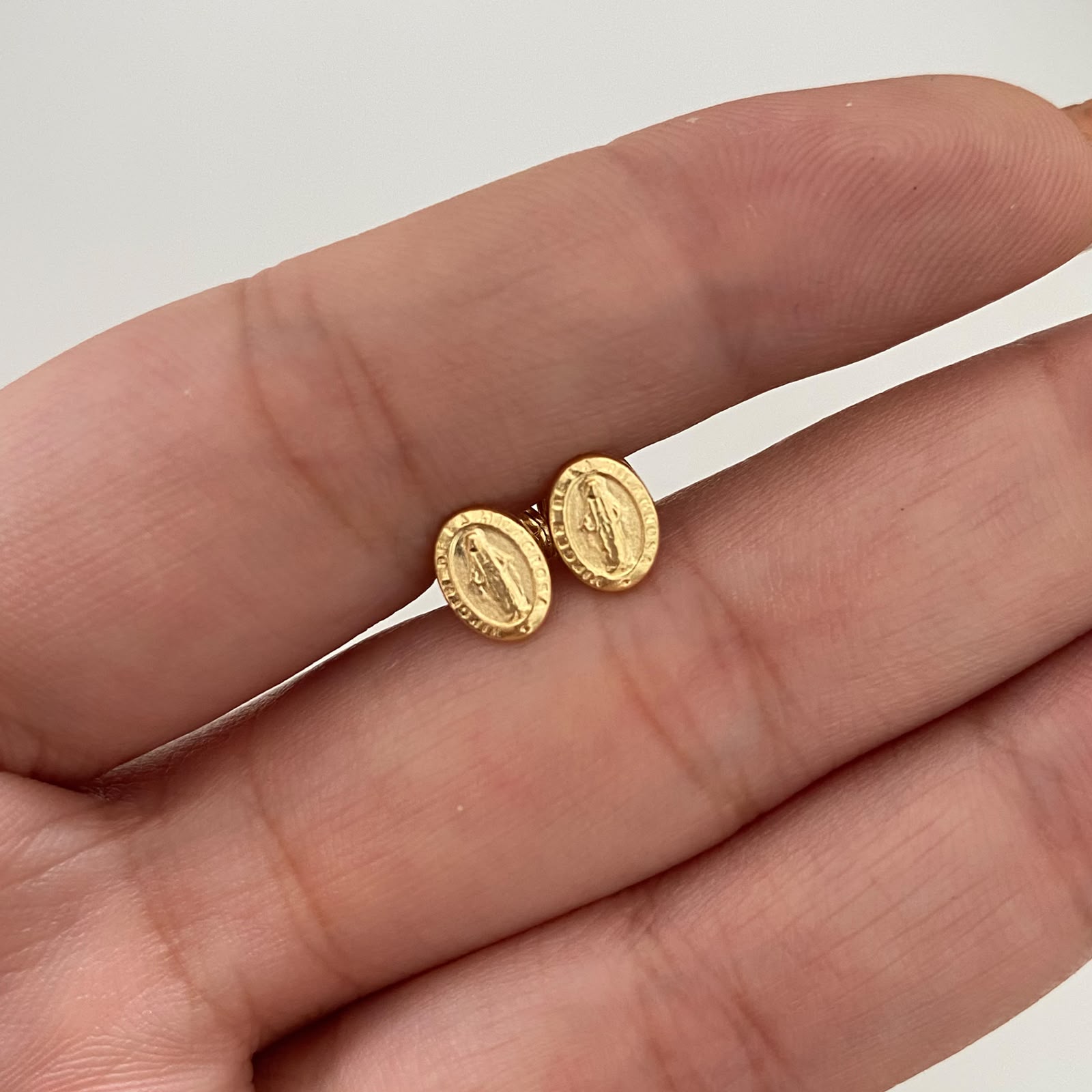 Topos Virgen Milagrosa Oro amarillo 18k 0,6 Gr / 5,5 mm