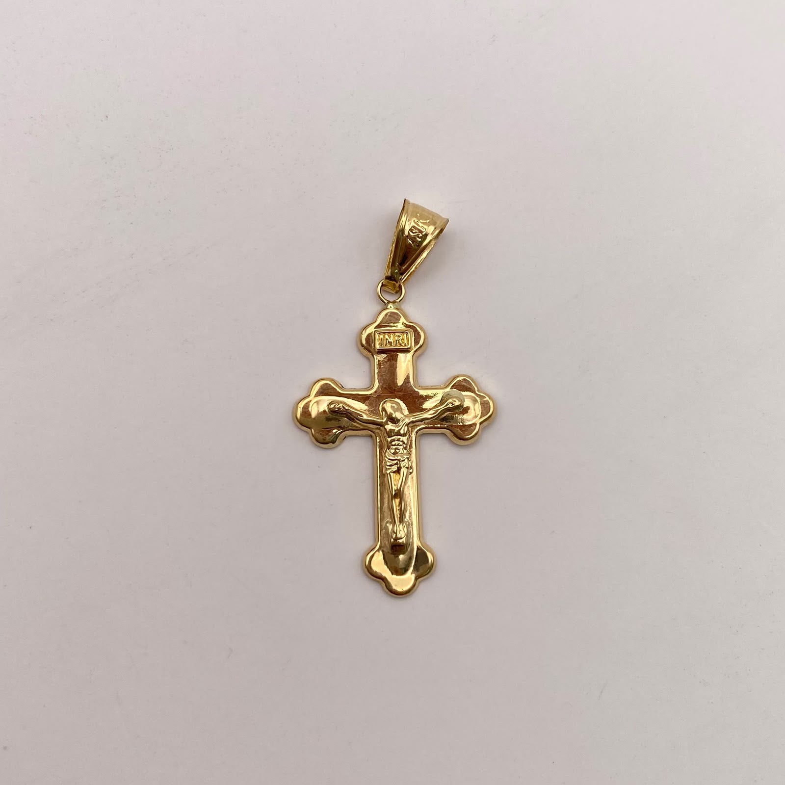 Dije cruz cristo puntas redondas Oro amarillo 18k 1,8 Gr / 21,1 mm / 4,5 Cm