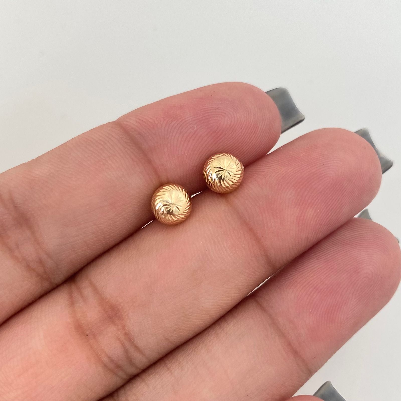 Topos bola diamantada Oro amarillo 18k 0,80 Gr / 6,0 mm