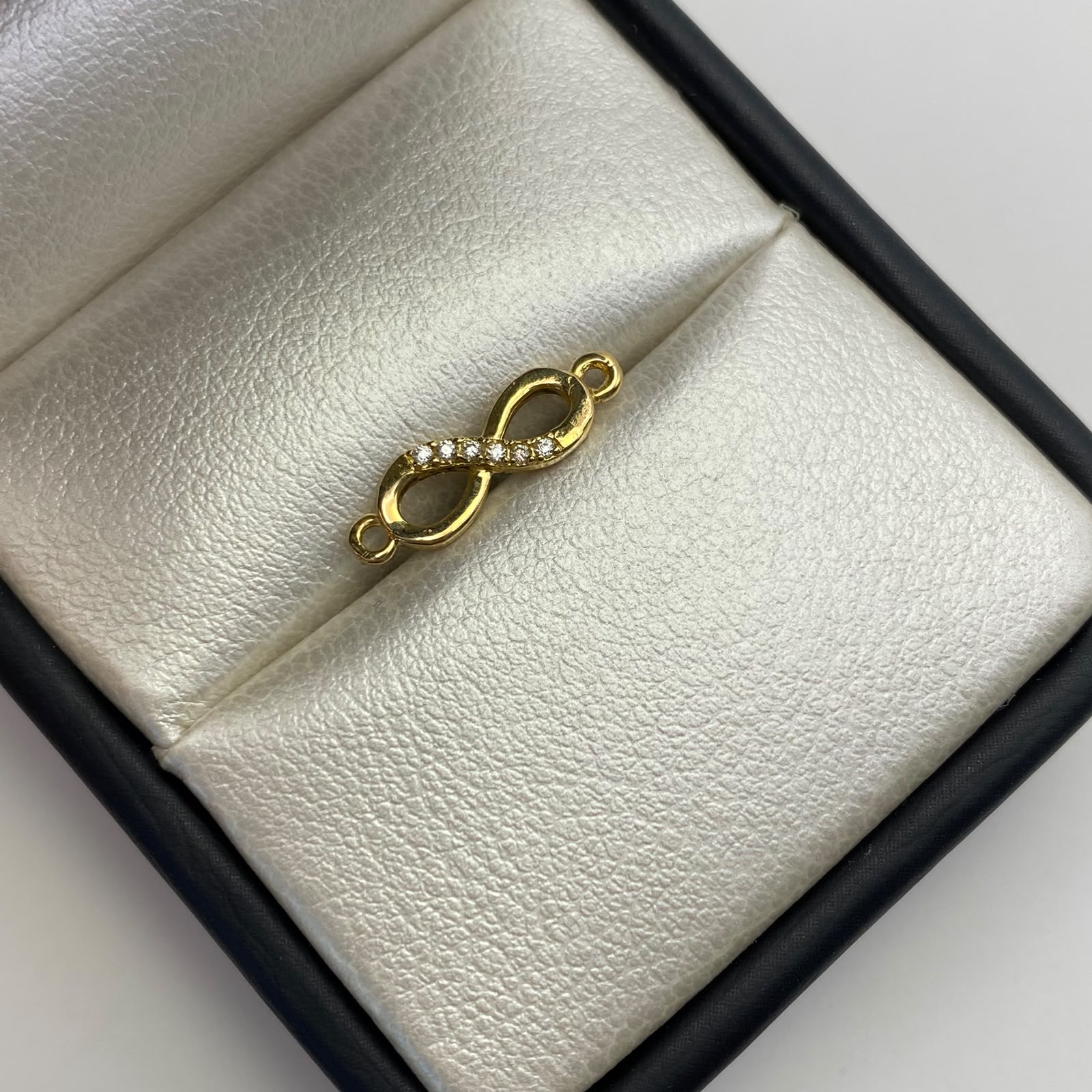 Herraje Infinito Casting Oro amarillo 18k 0,65 Gr / 1,6 Cm