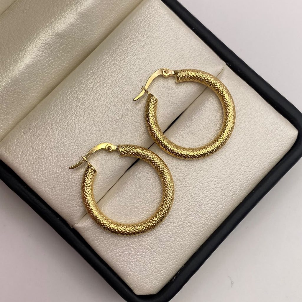 Candonga satinada Oro amarillo 18k 2,87 Gr / 2,5 Cm