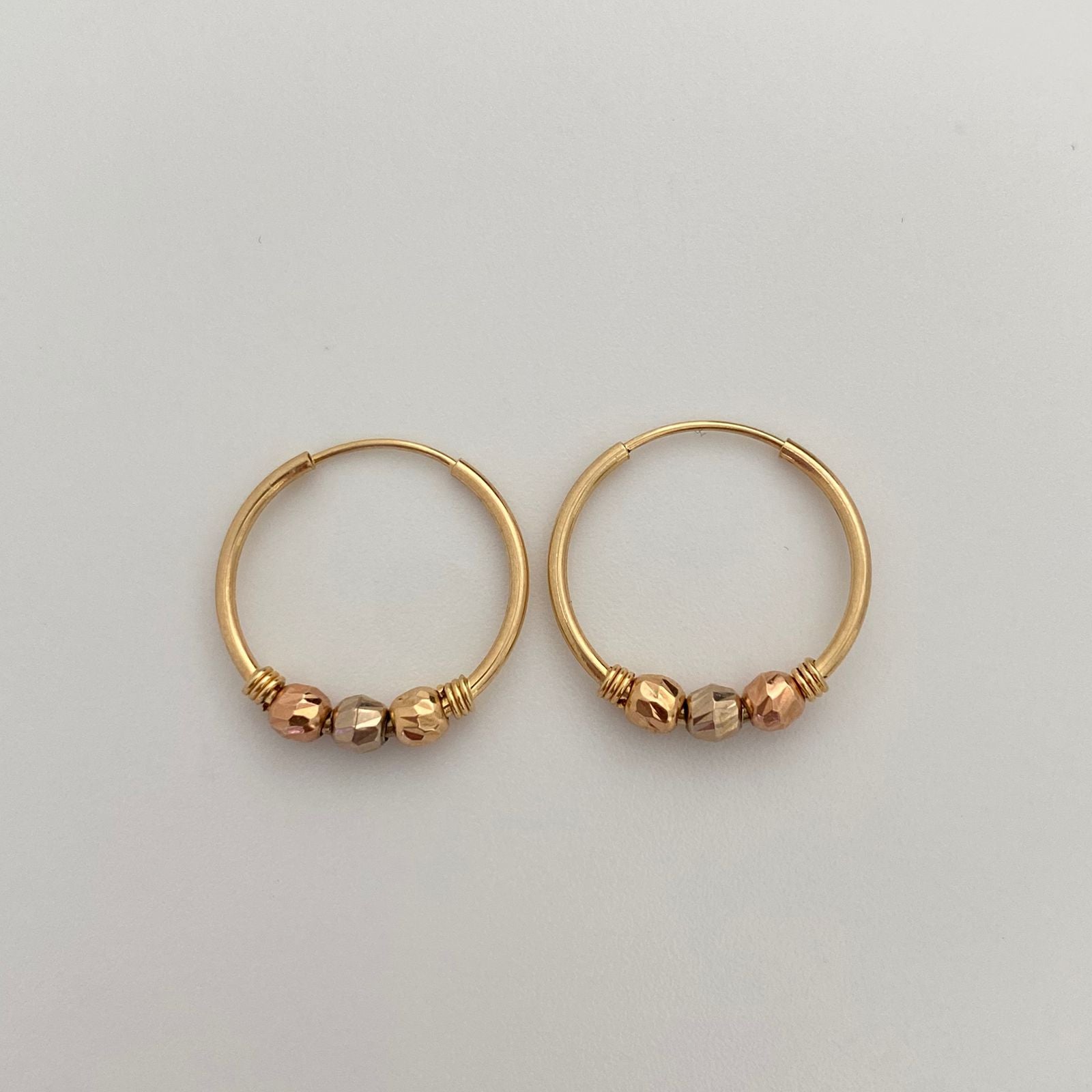 Candonga Bola diamantada 3mm Tres oros 18k 1,15 Gr / 1,5 Cm