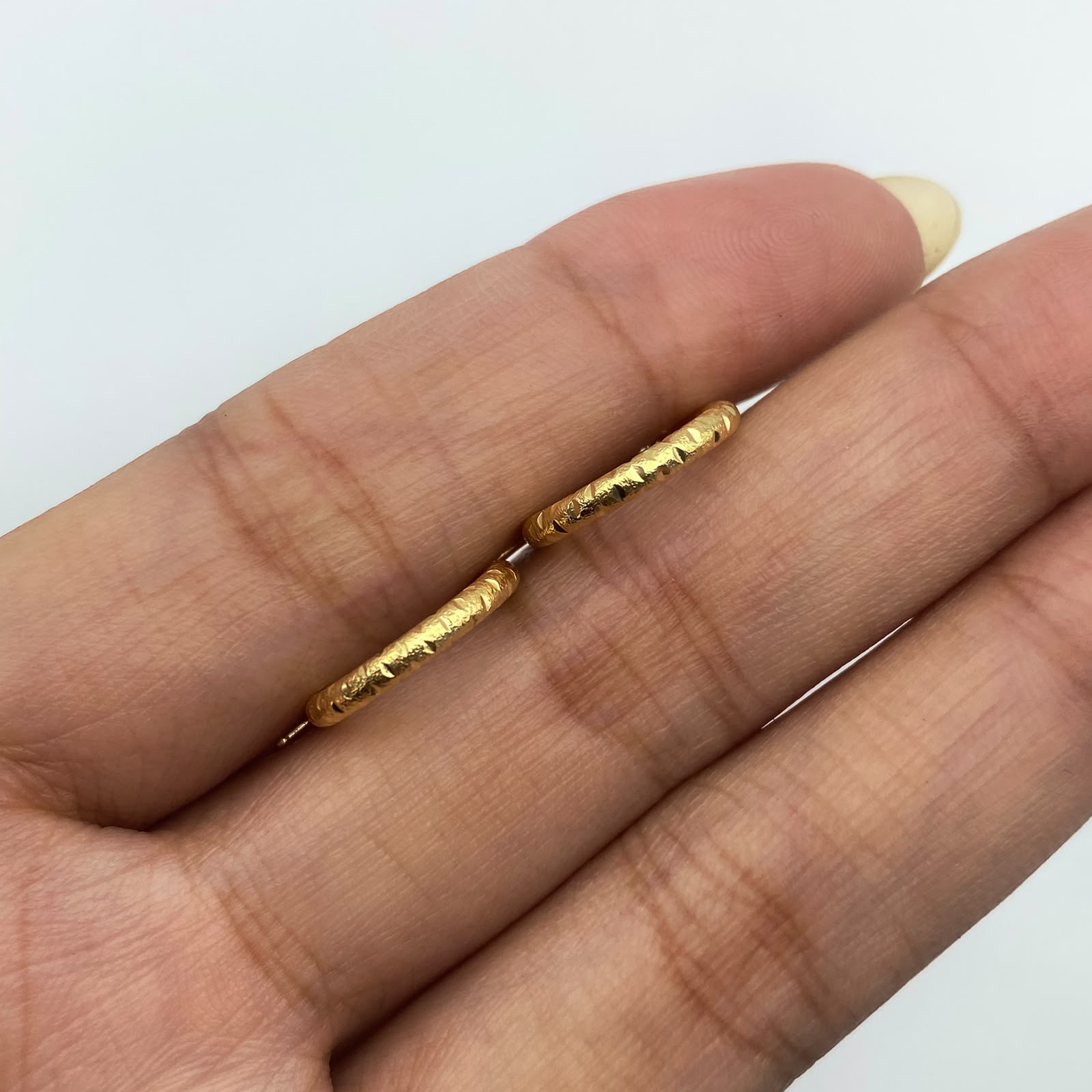 Candonga It diamantada  Oro amarillo 18k 1 Gr / 1,5 Cm