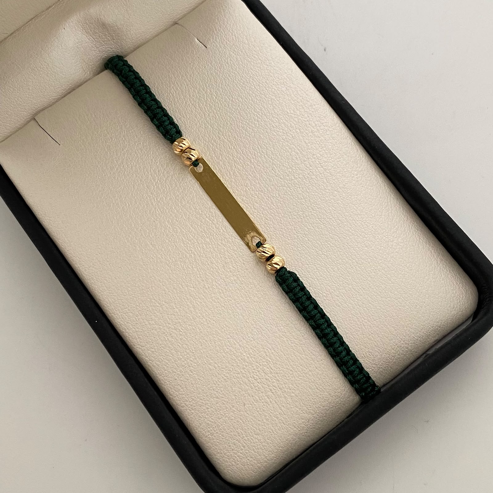 Pulsera tejida Placa Bolas Diamantada 4mm verde Oro amarillo 18k 0,6 Gr
