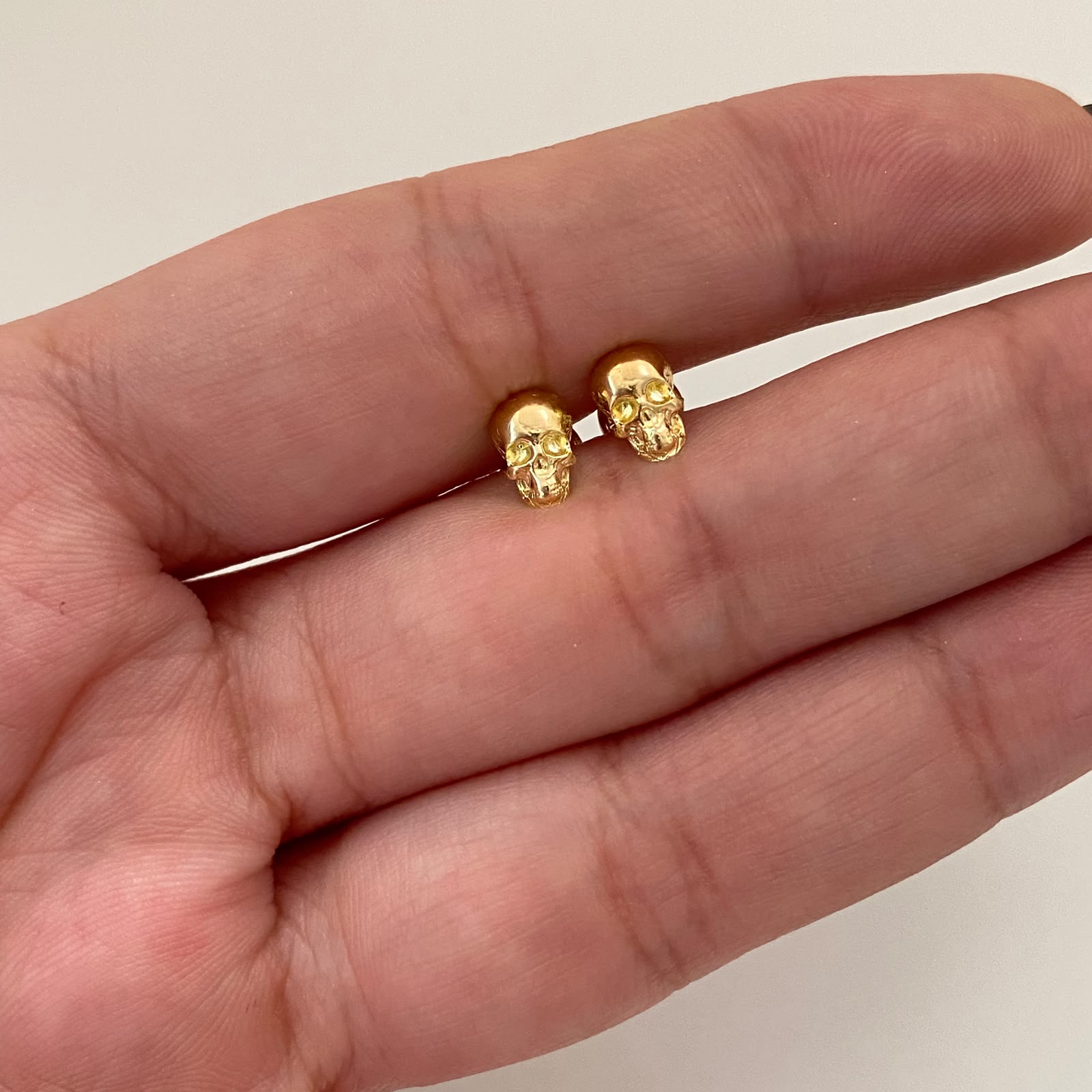 Topos calavera  Oro amarillo 18k 1,5 Gr