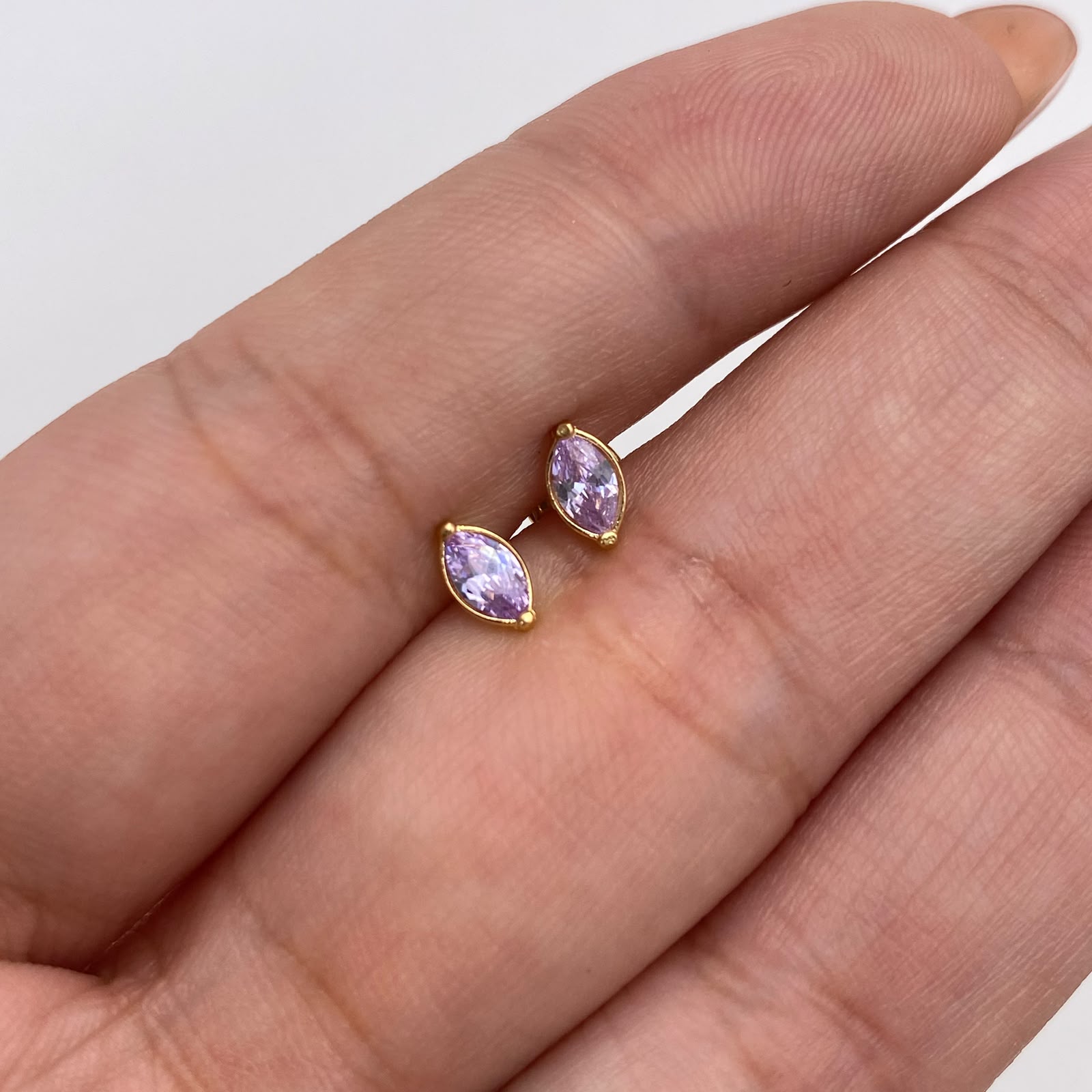 Topos Circon morado Oro amarillo 18k 0,7 Gr / 3,8 mm