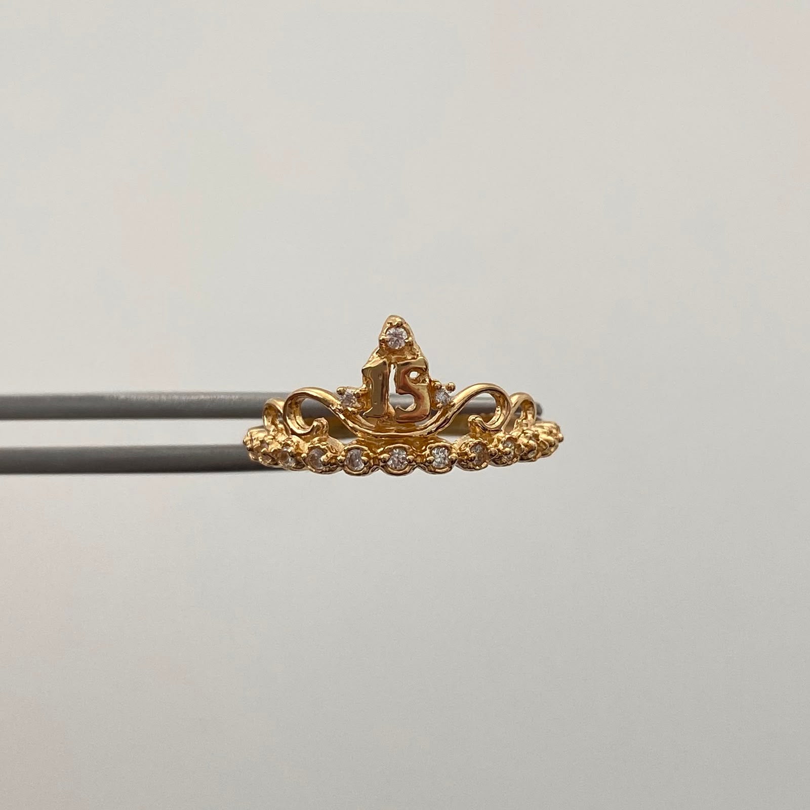 Anillo 15 Casting Blanco Oro amarillo 18k / Talla 6 1/4 / 2,1 Gr