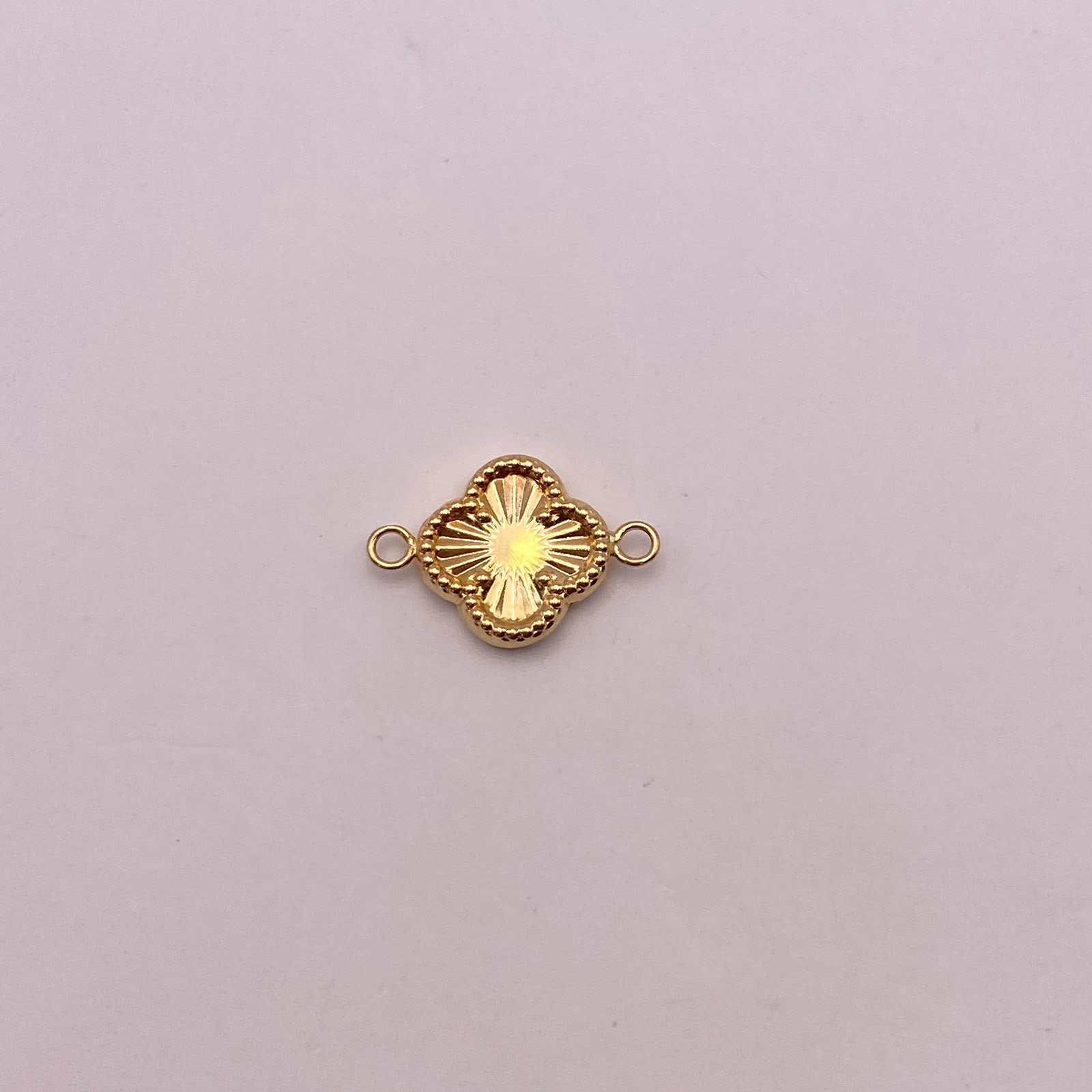 Herraje trebol diamantado Oro amarillo 18k 0,83 Gr / 1,8 Cm
