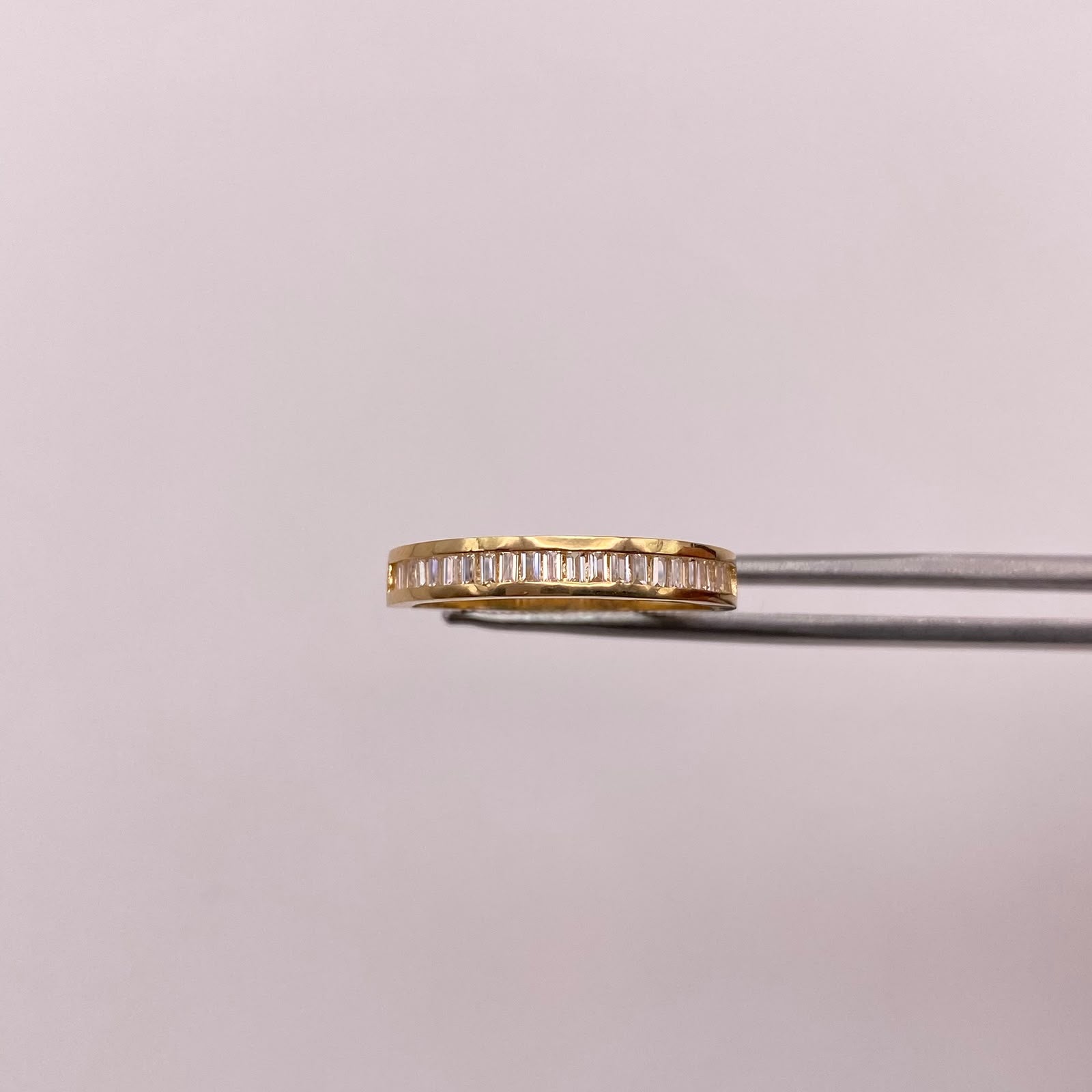 Anillo churumbela circones blancos Oro amarillo 18k / Talla 7 / 2,5 Gr / 2,35 mm