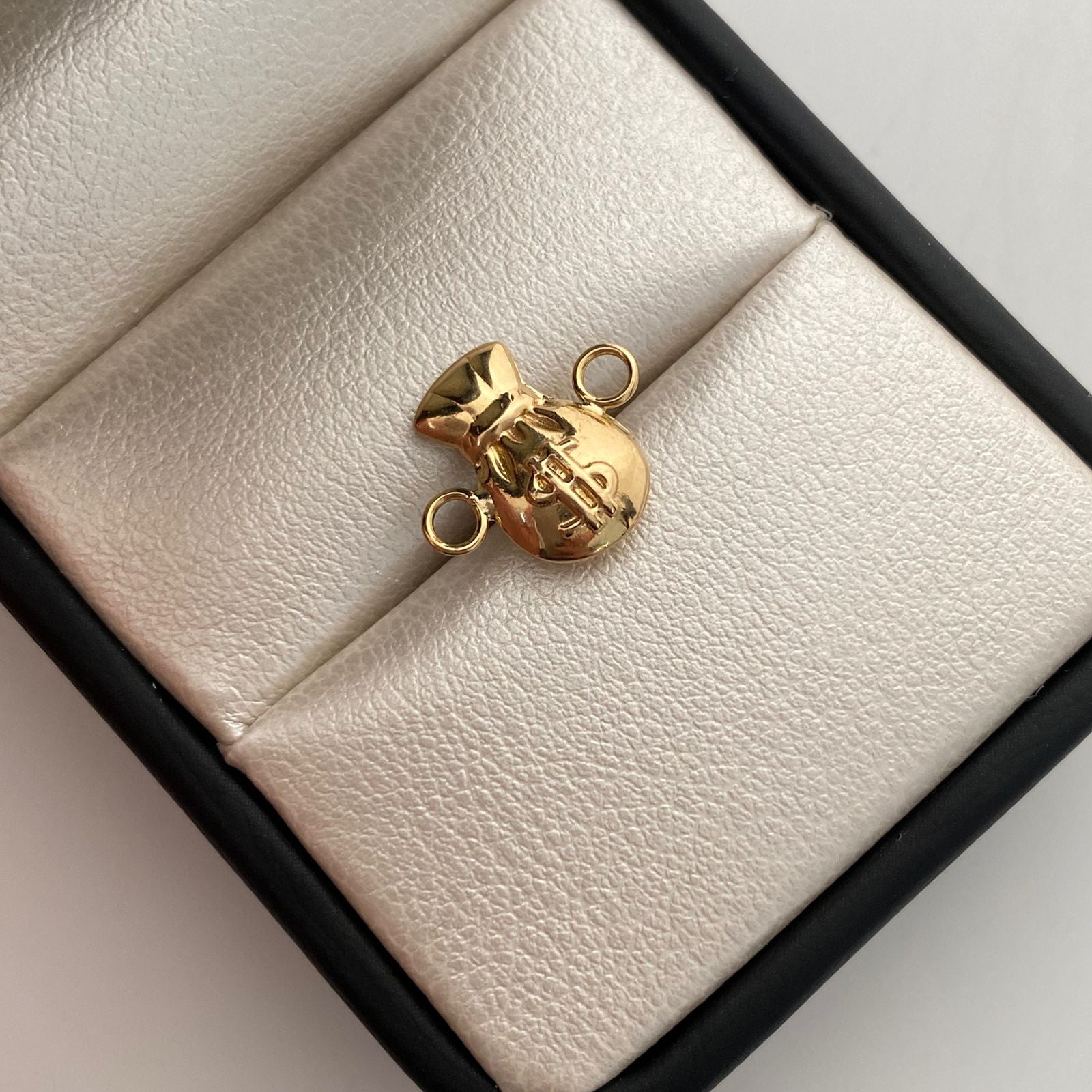 Herraje Bolsa de Valores Oro amarillo 18k 0,6 Gr / 1,5 Cm