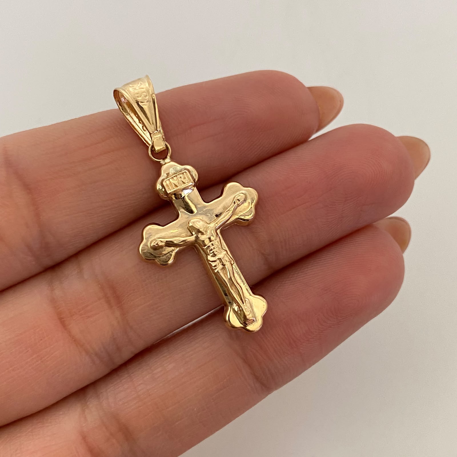 Dije Cruz Cristo Oro amarillo 18k 1,5 Gr / 17,7 mm / 3,6 Cm