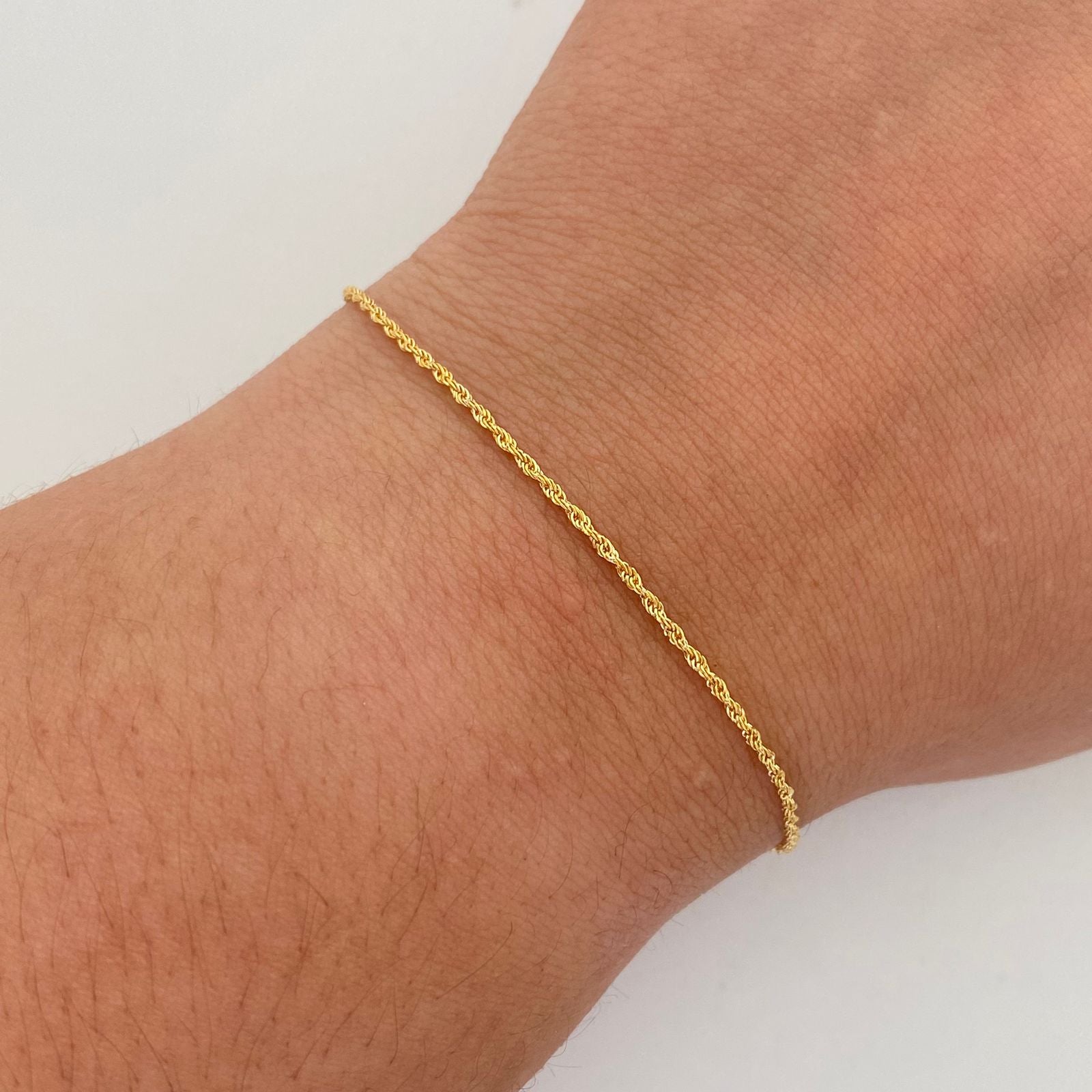 Pulso It Mini Lazo Oro amarillo 18k +1 / 0,45 Gr / 1,2 mm / 19 Cm