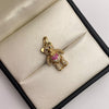 Dije Oso articulado circones blancos corazon fucsia Oro amarillo 18k 4,41 Gr / 13,8 mm / 2,4 Cm