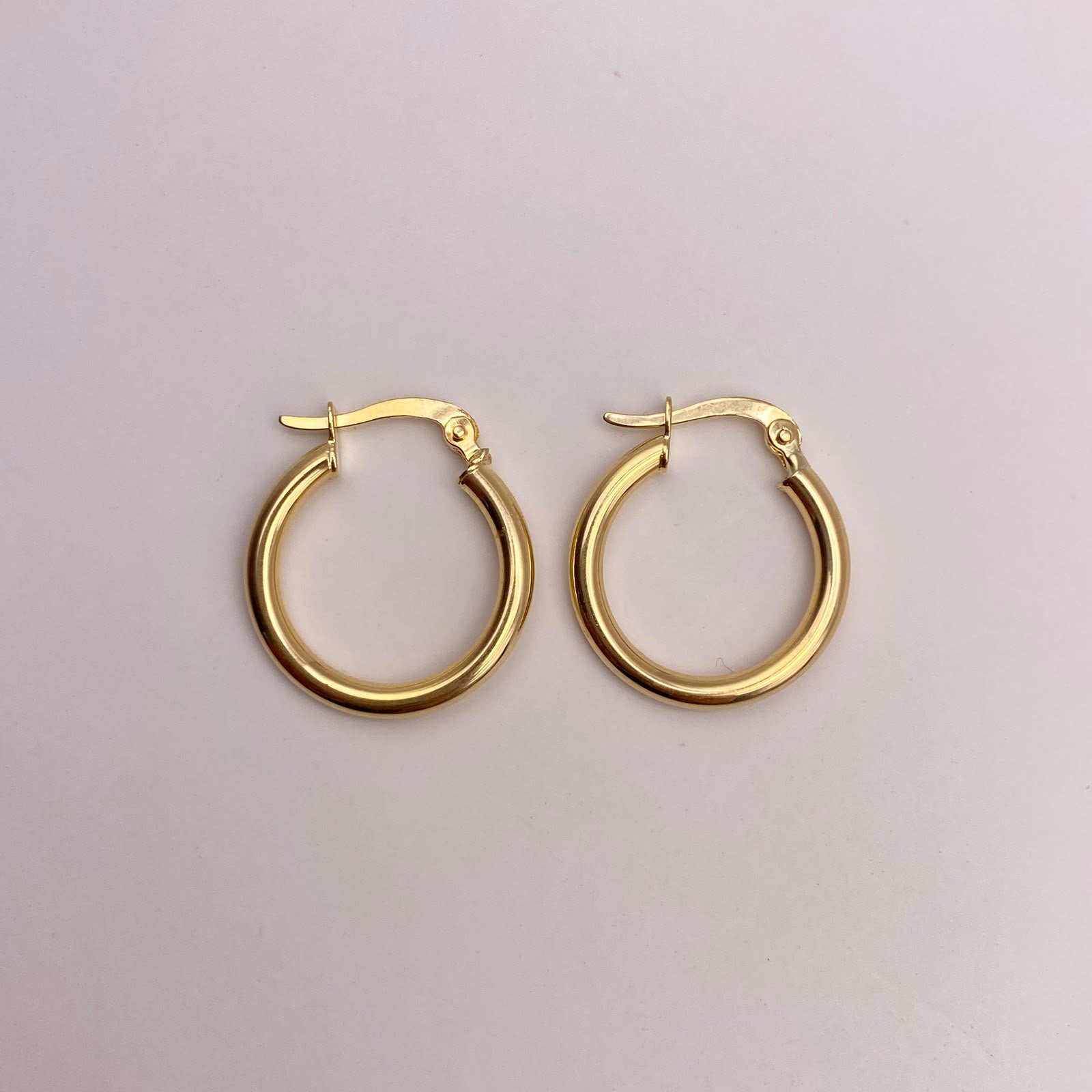Candonga lisa Oro amarillo 18k 1,6 Gr / 2 Cm