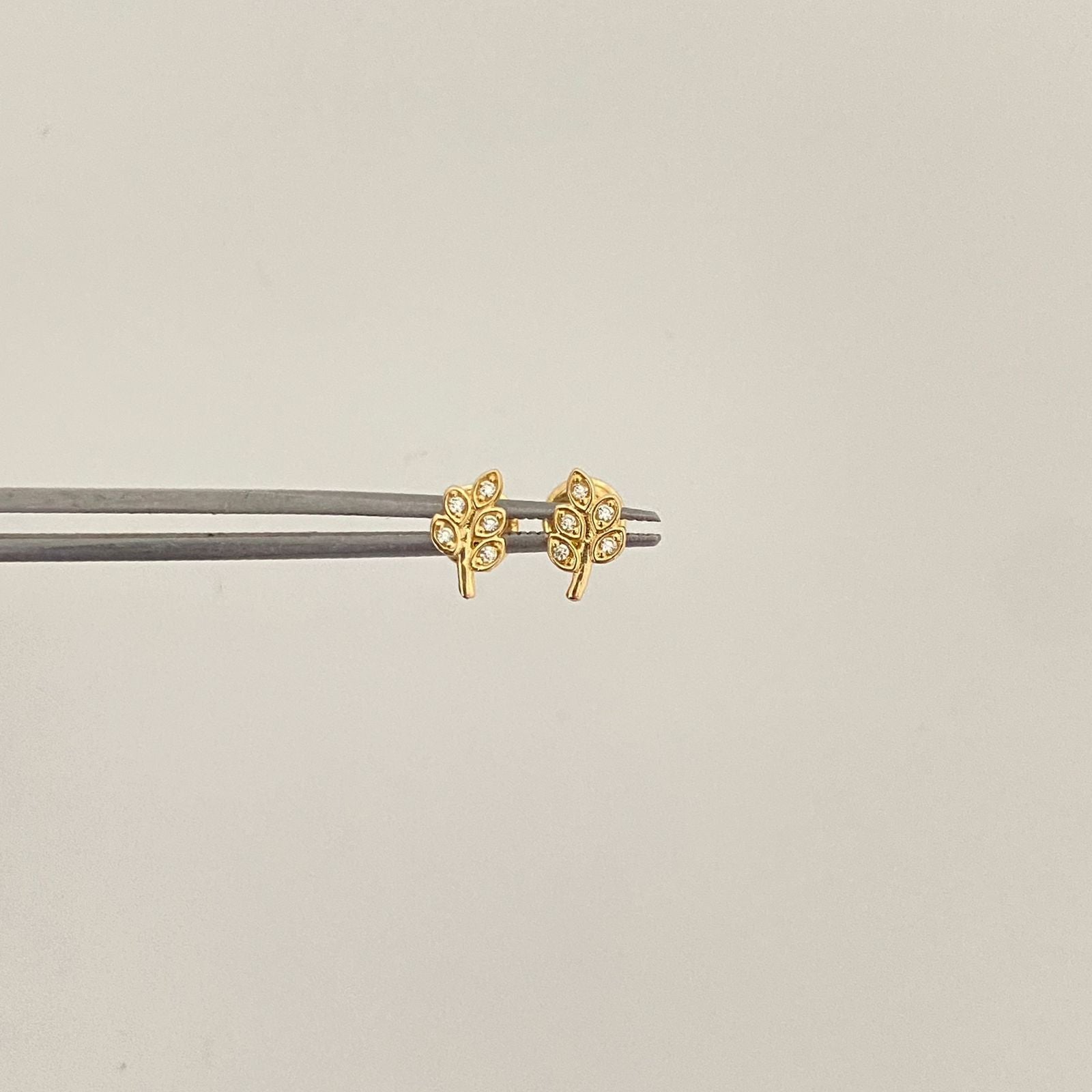 Topos hoja casting blanco Oro amarillo 18k 0,85 Gr / 4,6 mm