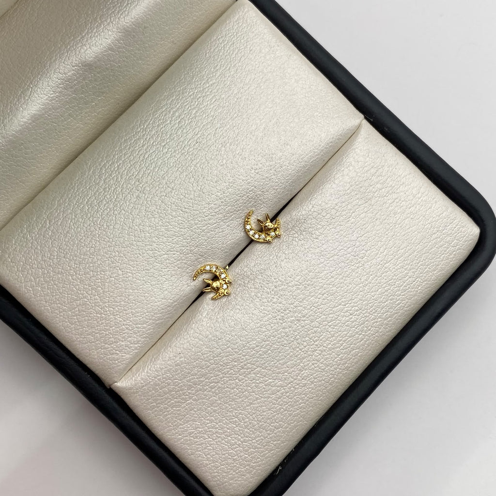 Topos Luna circones blancos y conejo Oro amarillo 18k 0,7 Gr / 5,7 mm