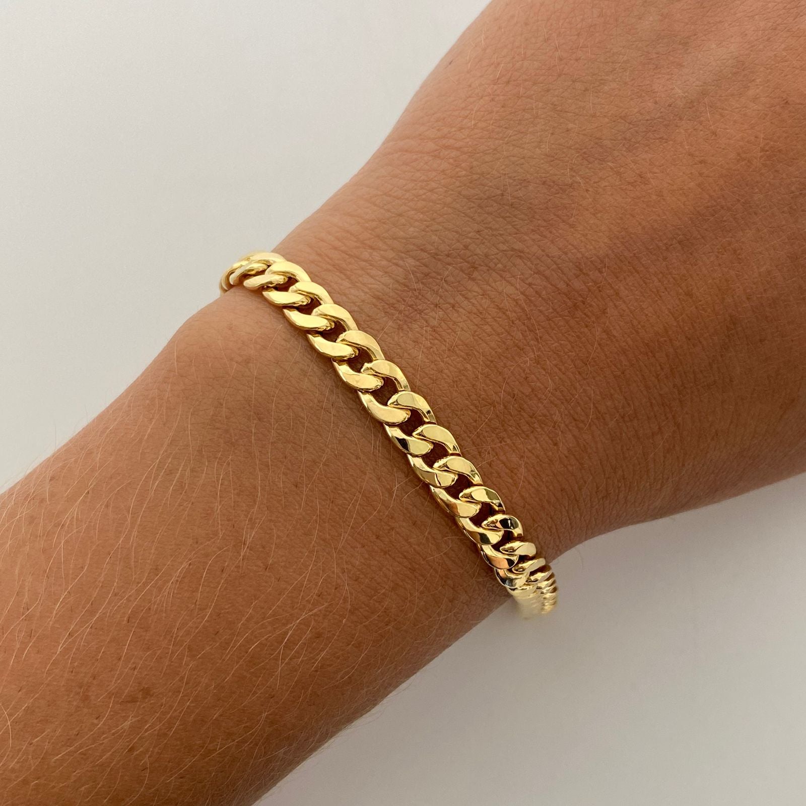 Pulso It Cubano broche especial Oro amarillo 18k 5,45 Gr / 5,5 mm / 20,5 Cm