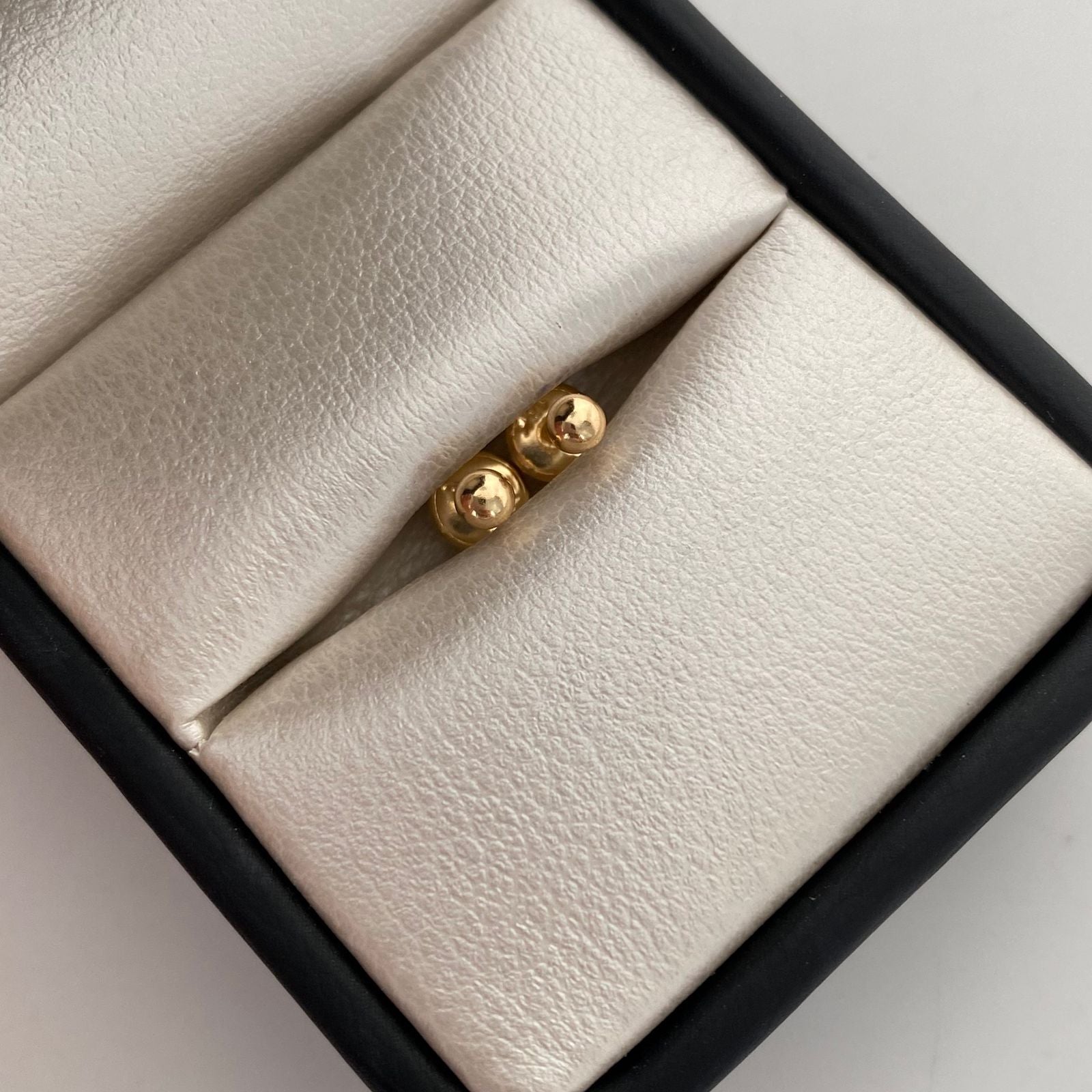 Topos Bola Lisa 3mm Oro amarillo 18k 0,4 Gr