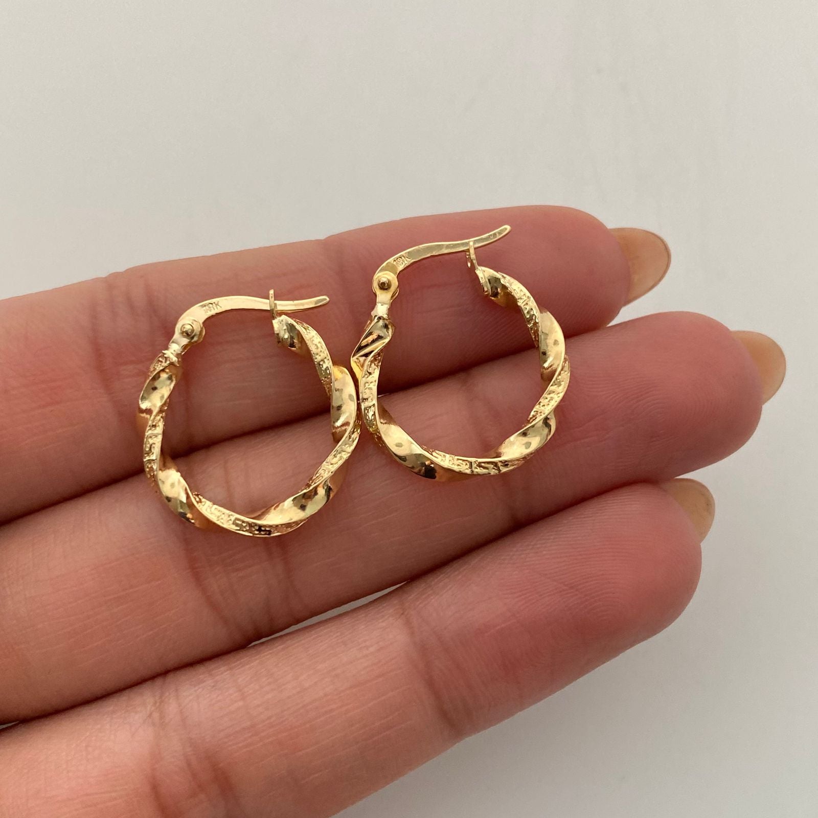 Candonga Entorchada Vs Oro amarillo 18k 1,4 Gr / 2 Cm