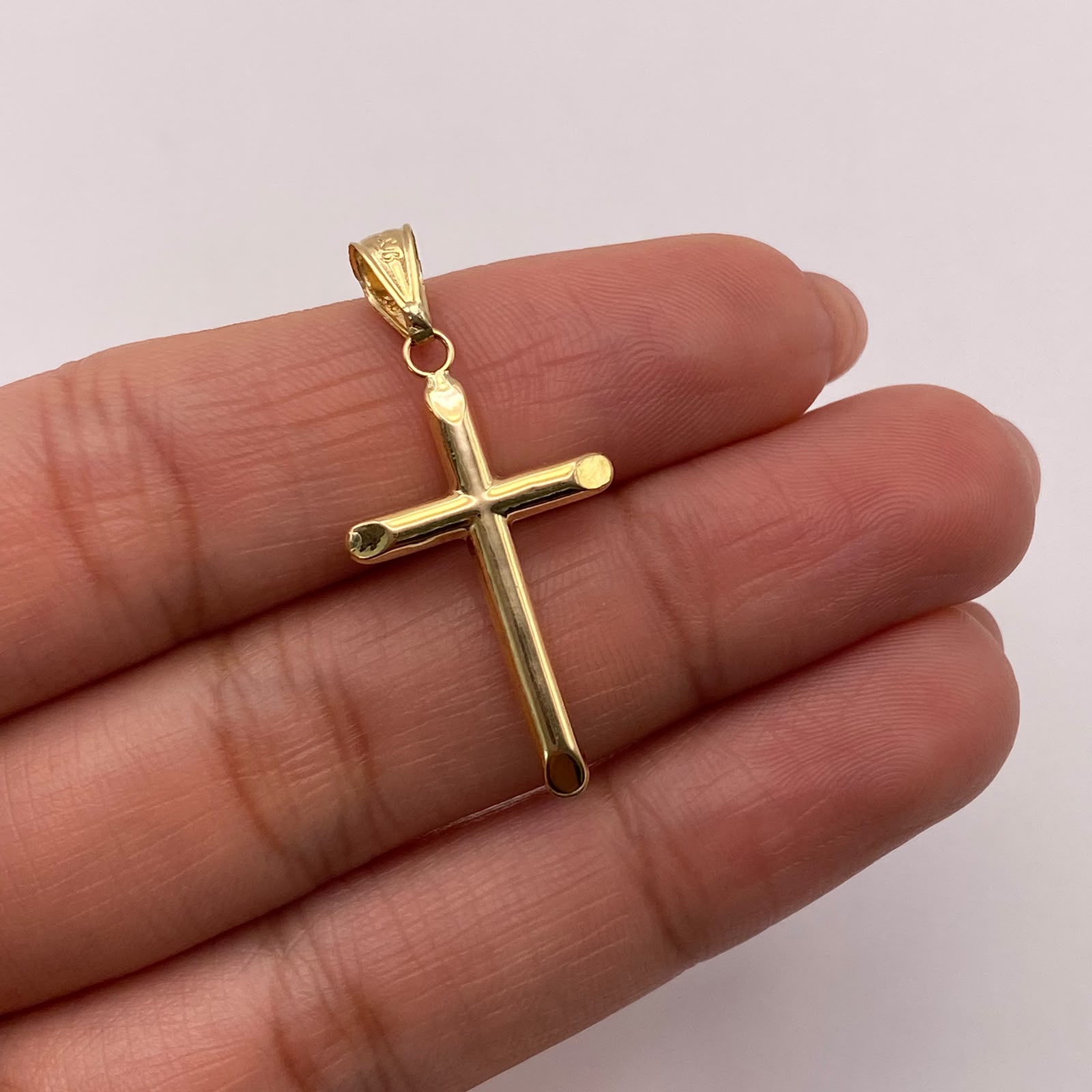 Dije Cruz tubular Oro amarillo 18k 0,8 Gr / 15,9 mm / 3,5 Cm