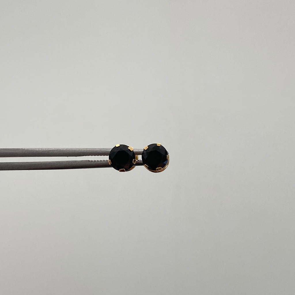 Topos Circon Negro Oro amarillo 18k 0,75 Gr / 5,1 mm