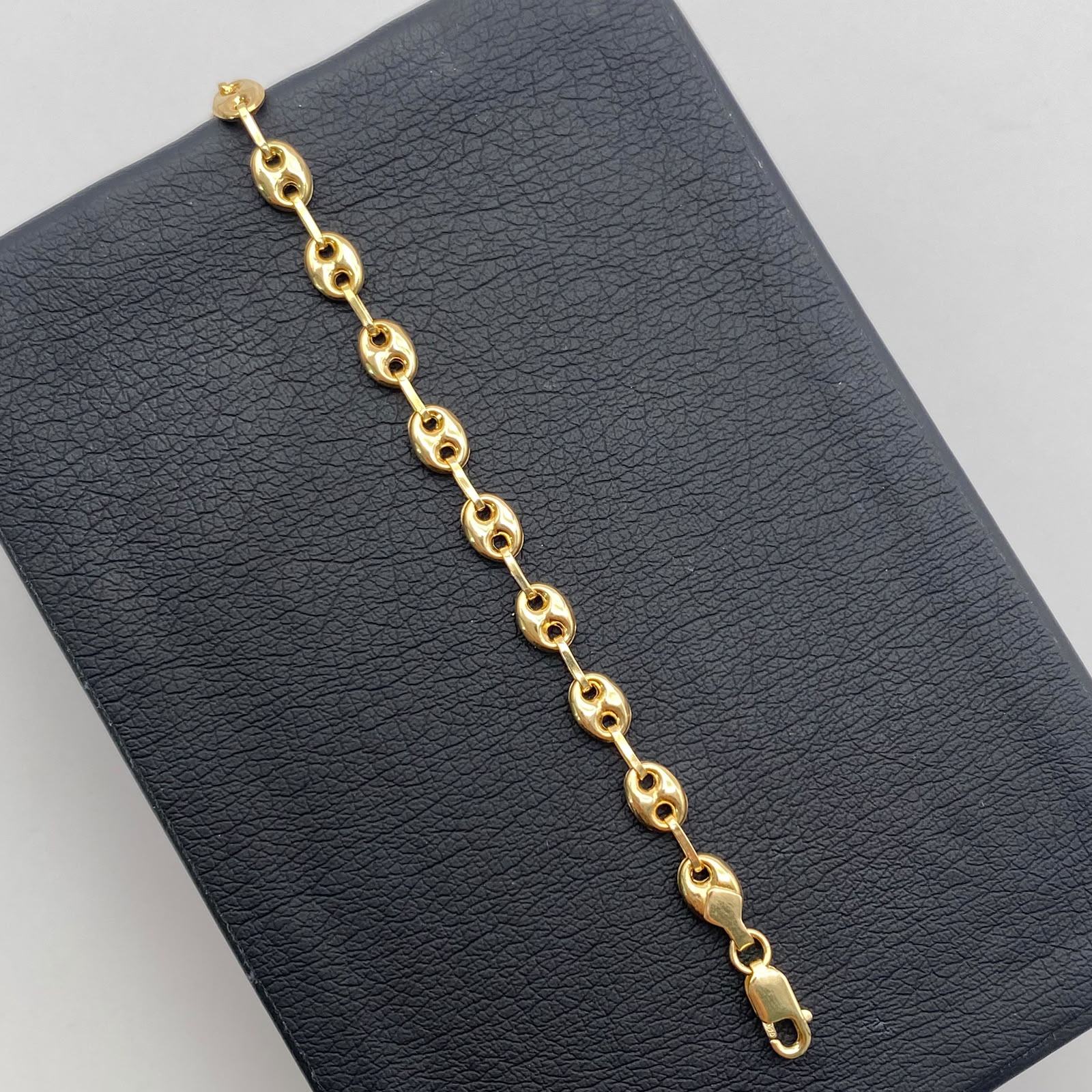 Pulso Gc liso Oro amarillo 18k 3,60 Gr / 4,5 mm / 21,6 Cm Broche 0,40