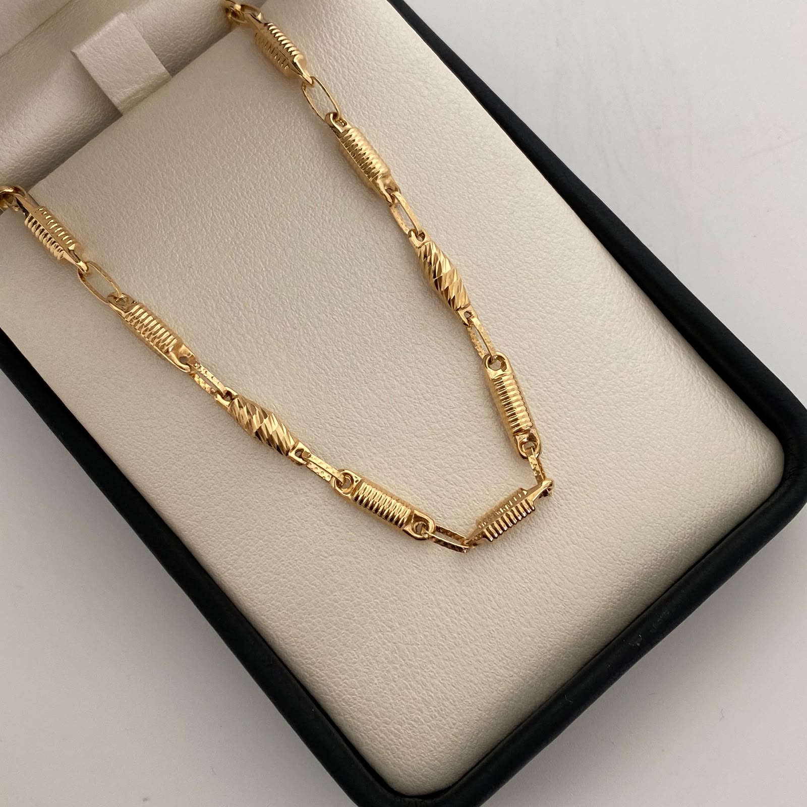 Cadena Rustica Oro amarillo 18k 11,80 Gr / 3,6 mm / 60 Cm Broche 0,60