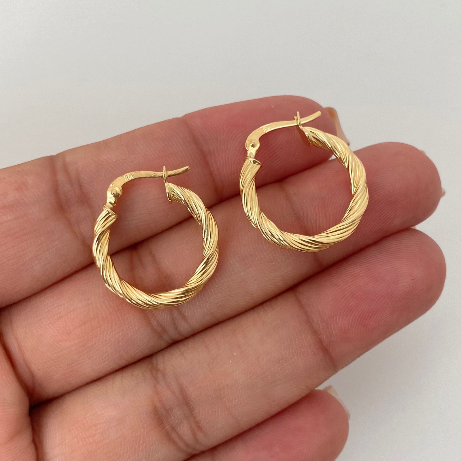 Candonga entorchada Oro amarillo 18k 1,8 Gr / 2,0 Cm