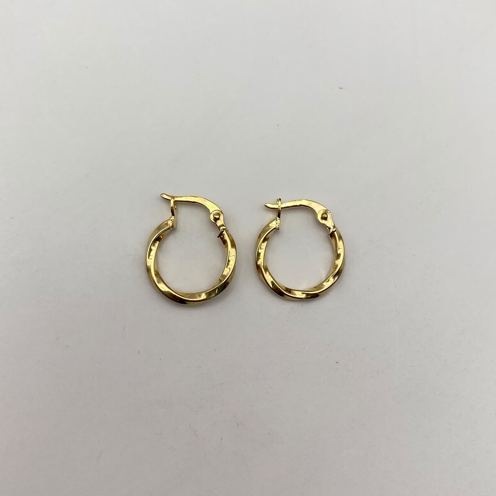 Candonga troquelada Oro amarillo 0,8 Gr / 1,5 Cm