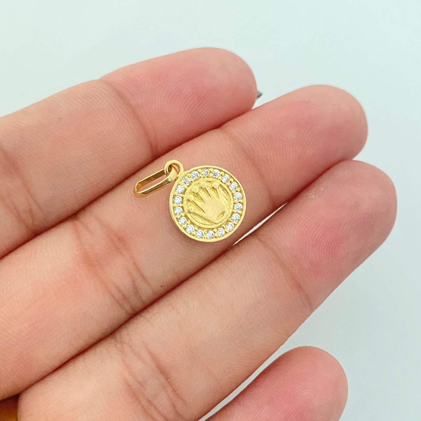 Dije corona rx borde casting Oro amarillo 18k 1,50 Gr / 1,80 Cm