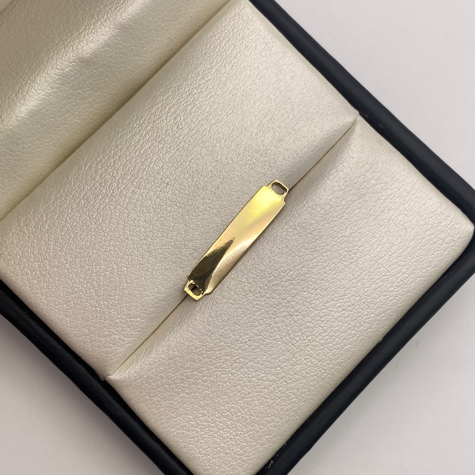 Herraje Placa lisa Oro amarillo 18k 0,41 Gr / 2,4 Cm