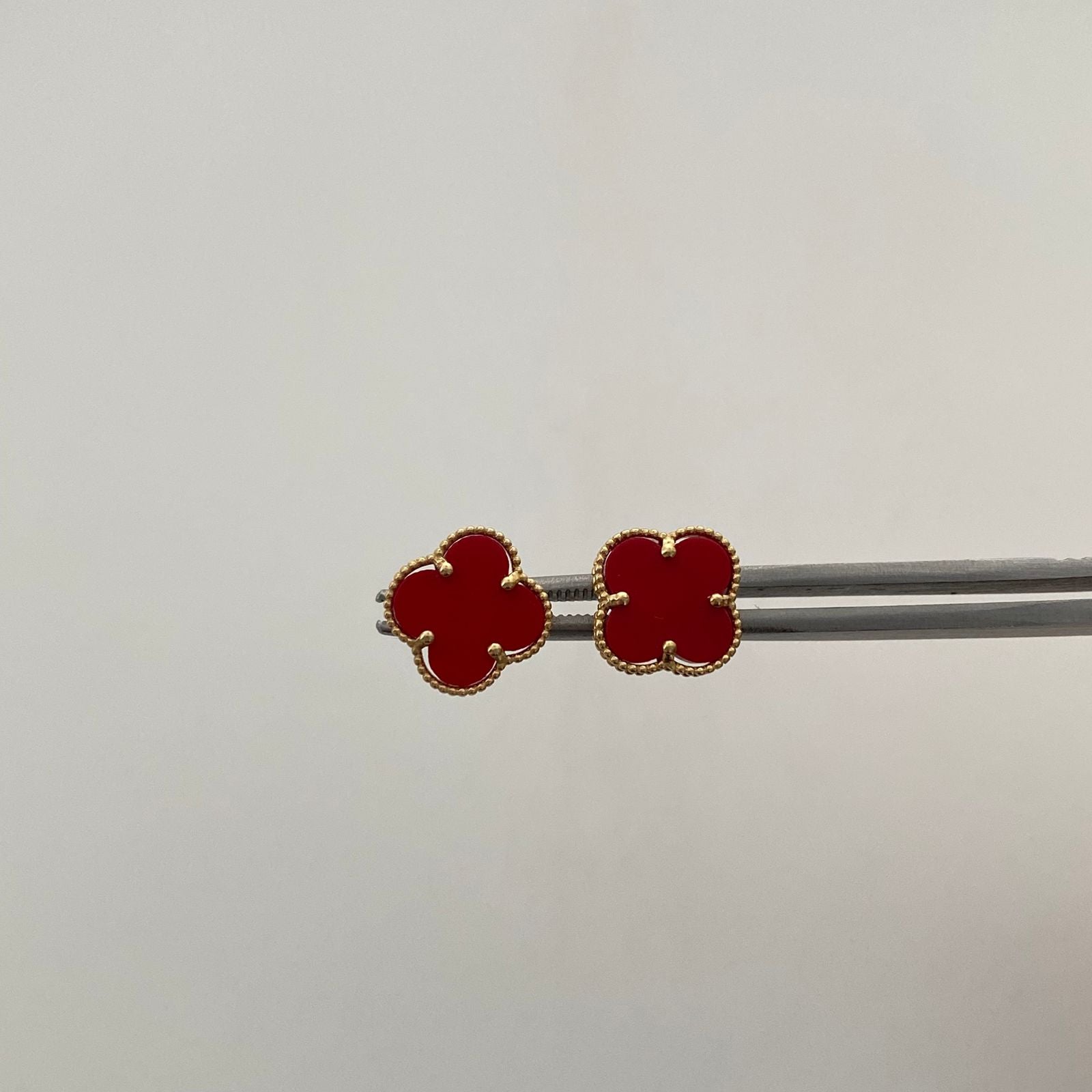 Topos It trebol rojo Oro amarillo 18k +4 / 2 Gr / 9,,9 mm