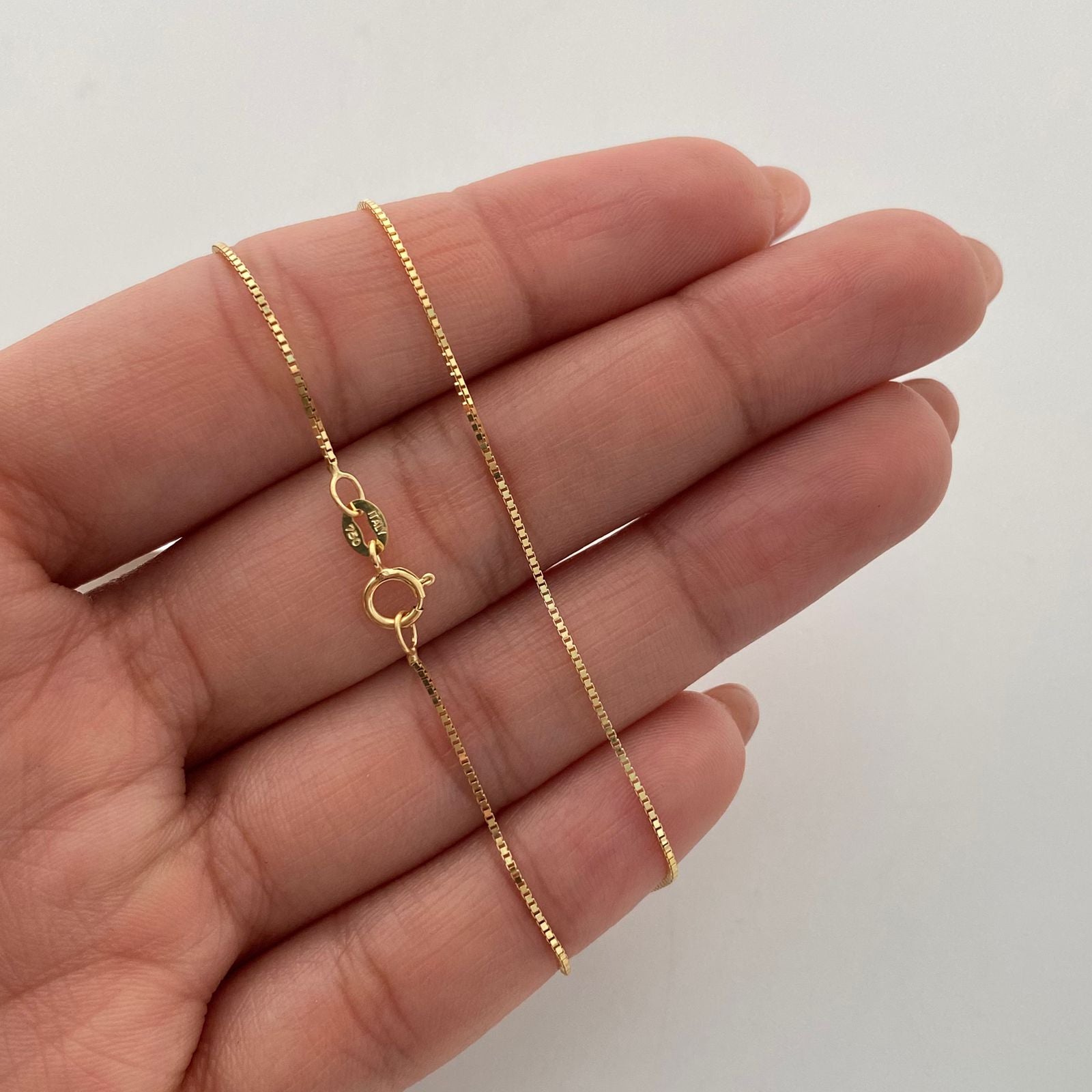 Cadena It Mini Veneciana Oro amarillo 18k +1 / 1,2 Gr / 0,6 mm / 50 Cm