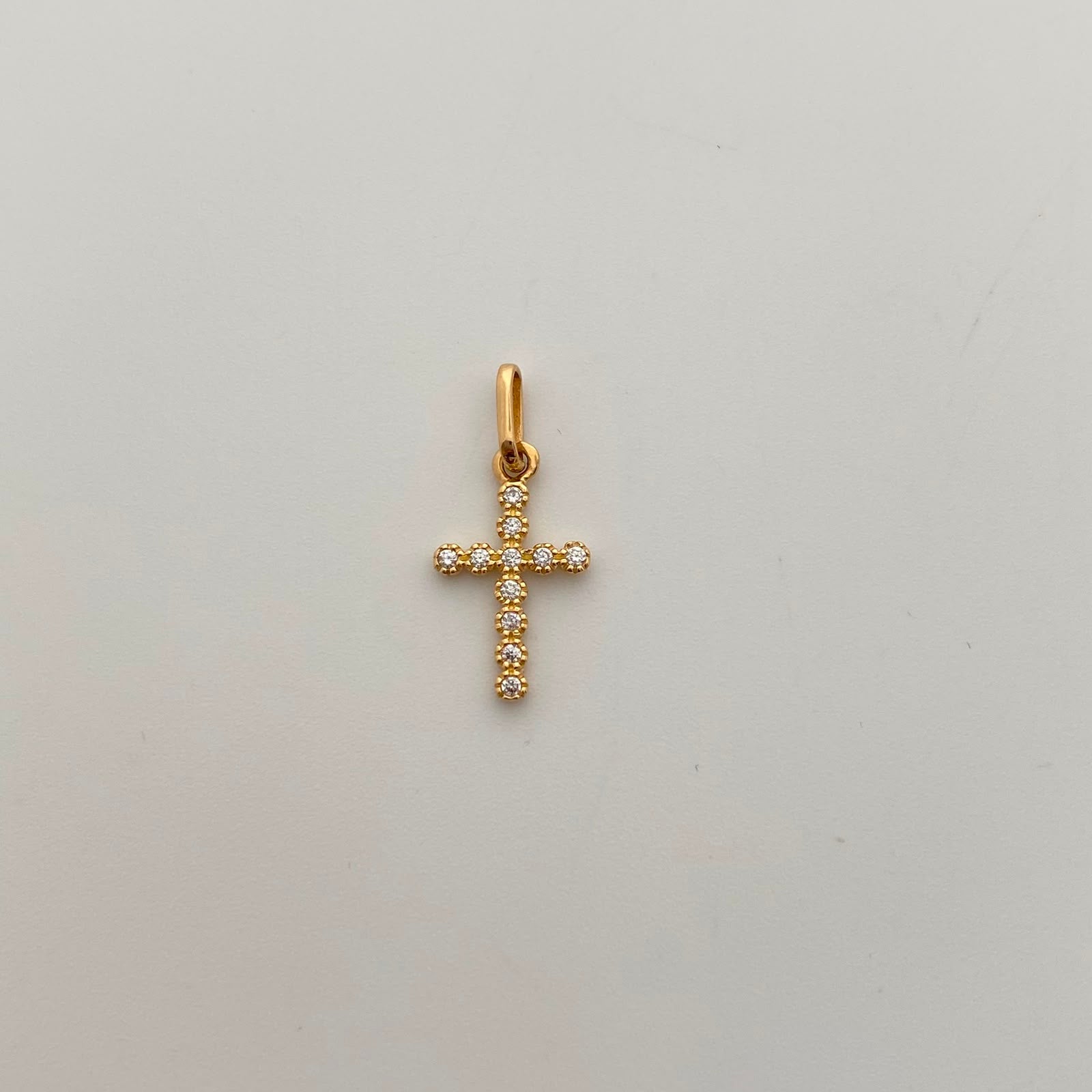 Dije Cruz Circulos Circon Blanco Oro amarillo 18k 0,7 Gr / 9,8 mm / 2,1 Cm
