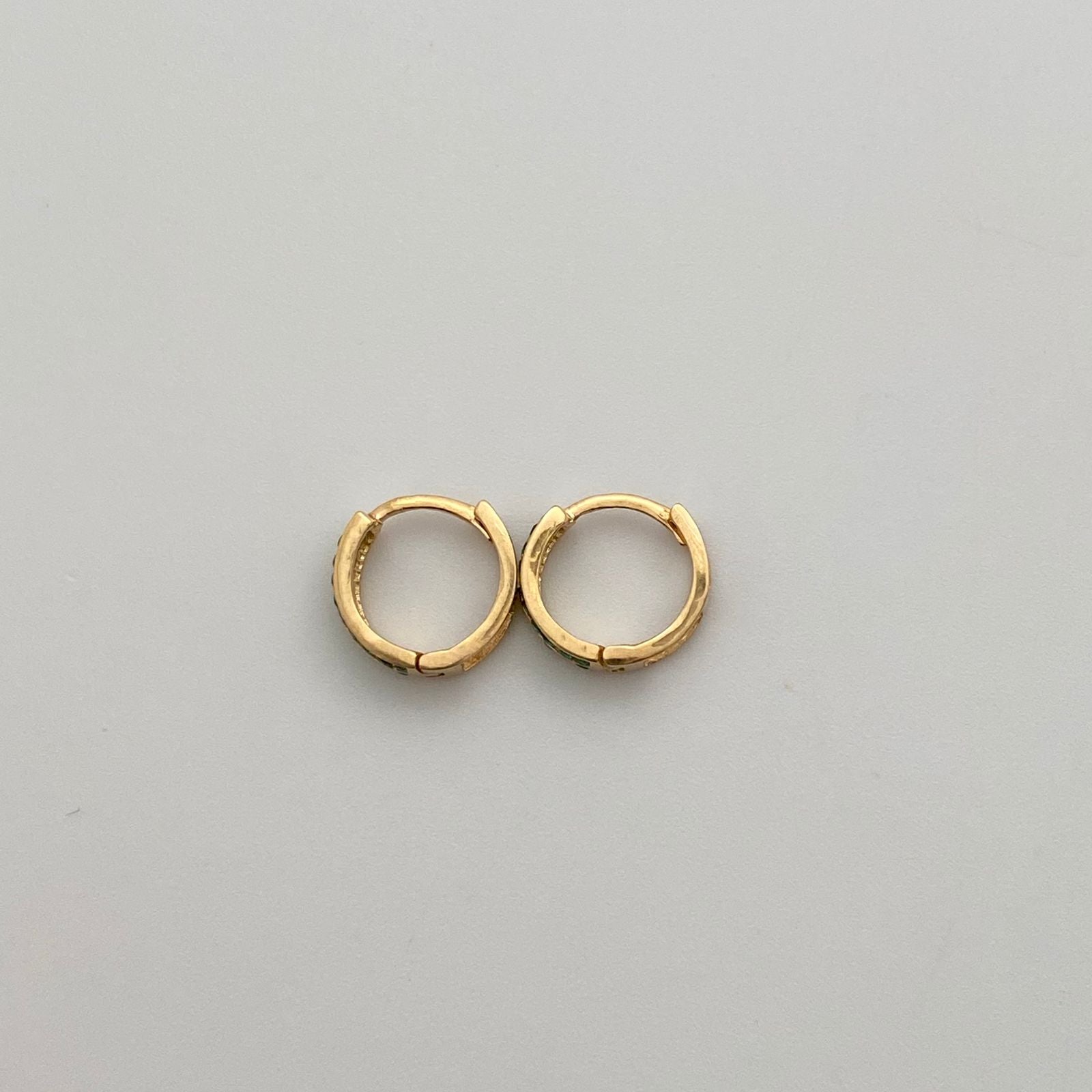 Candonga Huggies Circones Verdes Oro amarillo 18k 1,6 Gr / 1,1 Cm