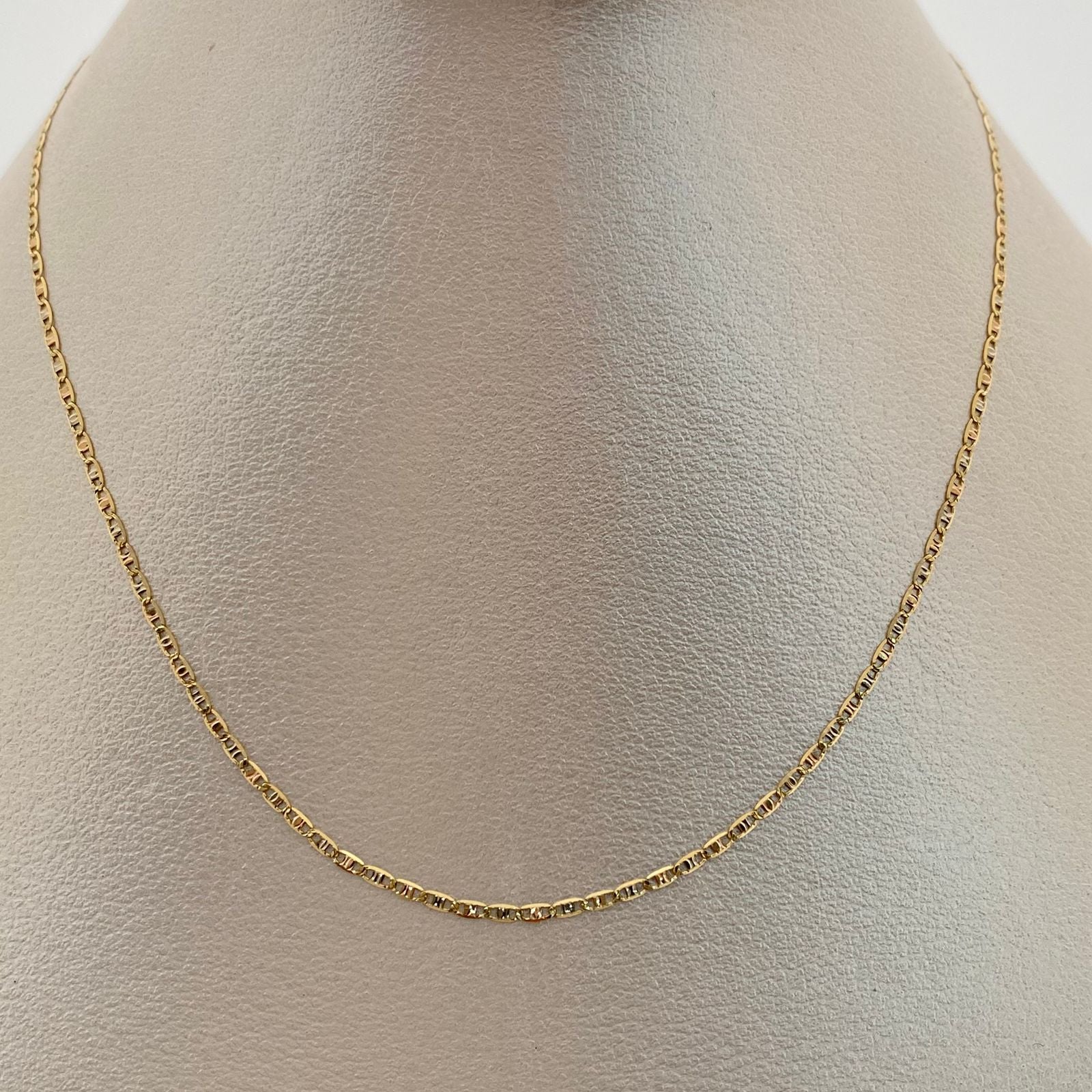 Cadena It Plana Diamantada Tres oros 18k 1,4 Gr / 1,3 mm / 45 Cm