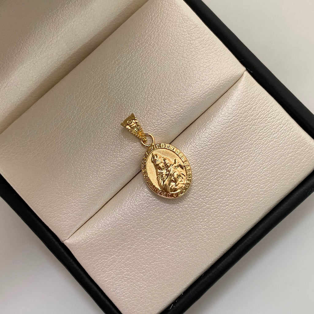 Dije Virgen del Carmen Oro amarillo 18k 0,95 Gr / 11,3 mm / 2,2 Cm
