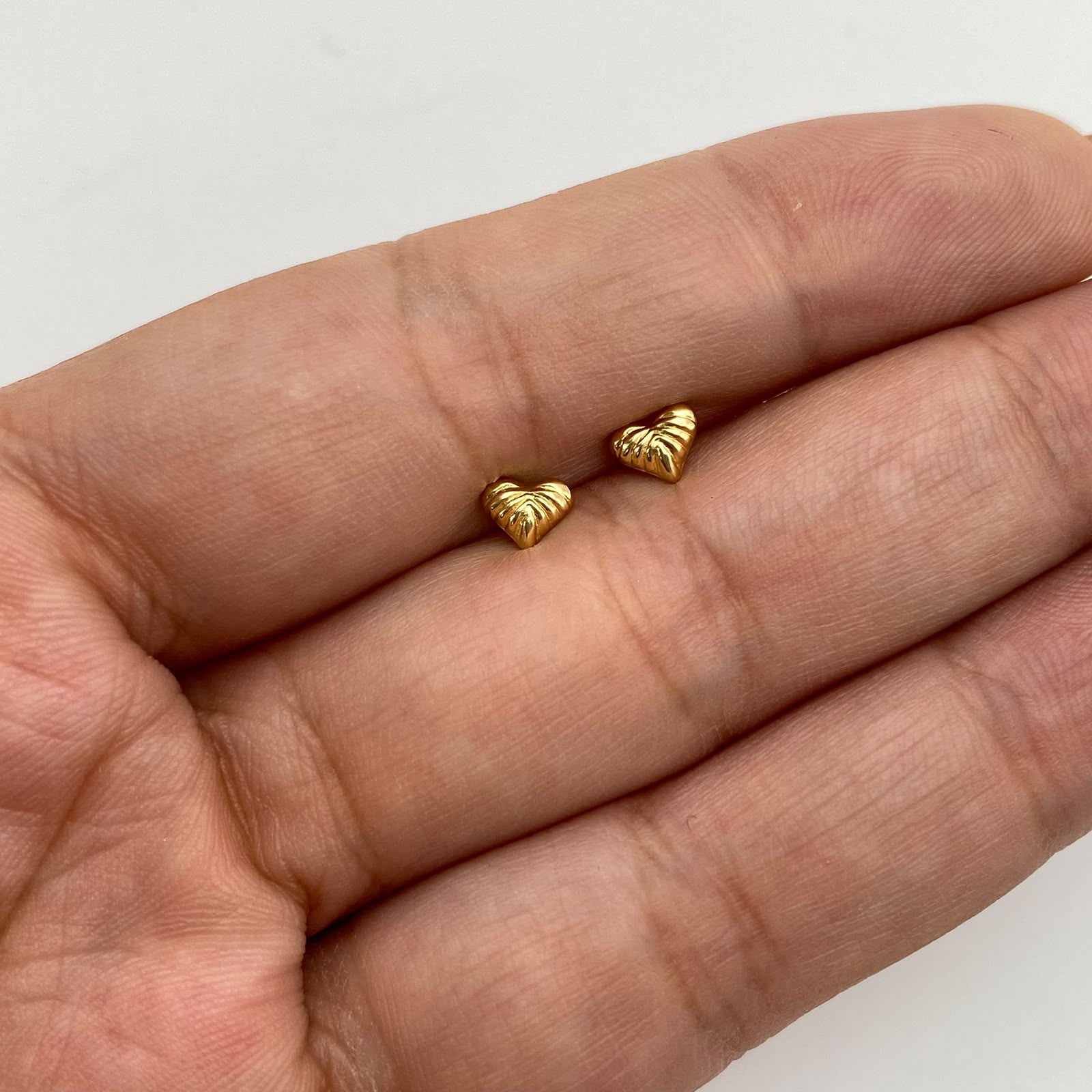 Topos Corazon lineas Oro amarillo 18k 0,5 Gr / 5,3 mm