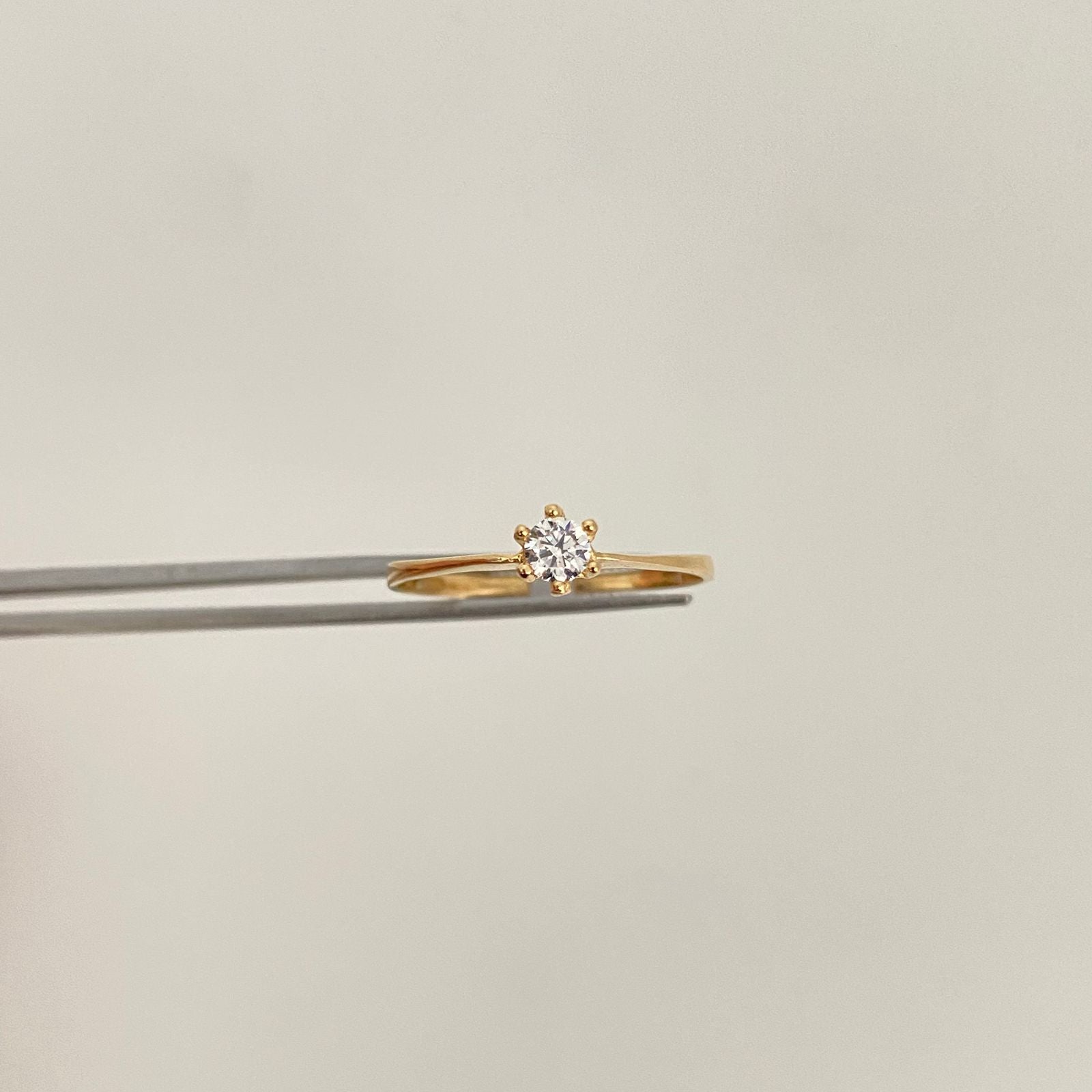 Anillo solitario liso Oro amarillo 18k / Talla 8 3/4 / 1,5 Gr