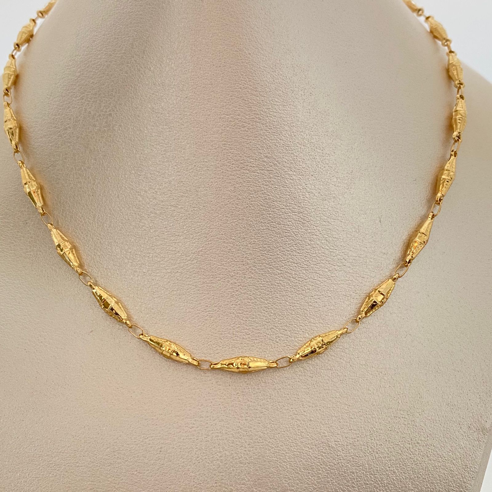 Cadena Rustica Dubai Oro amarillo 18k 7,10 Gr / 3,7 mm / 60 Cm Broche 0,60