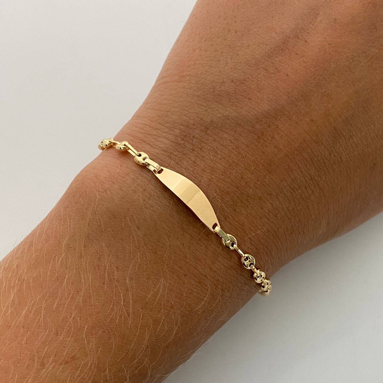 Pulso bebé gc placa ovalada  Oro amarillo 18k 1,80 Gr / 5,4 mm / 15,5 Cm Broche 0,15