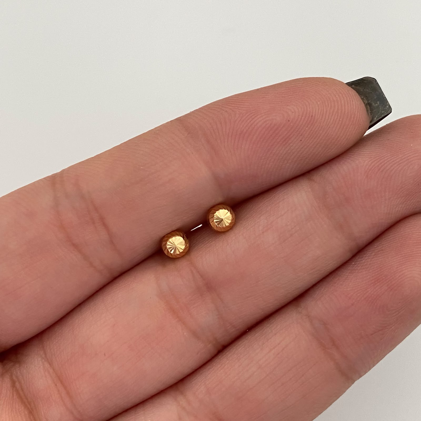 Topos Bola Diamantada 4mm Oro amarillo 18k 0,5 Gr