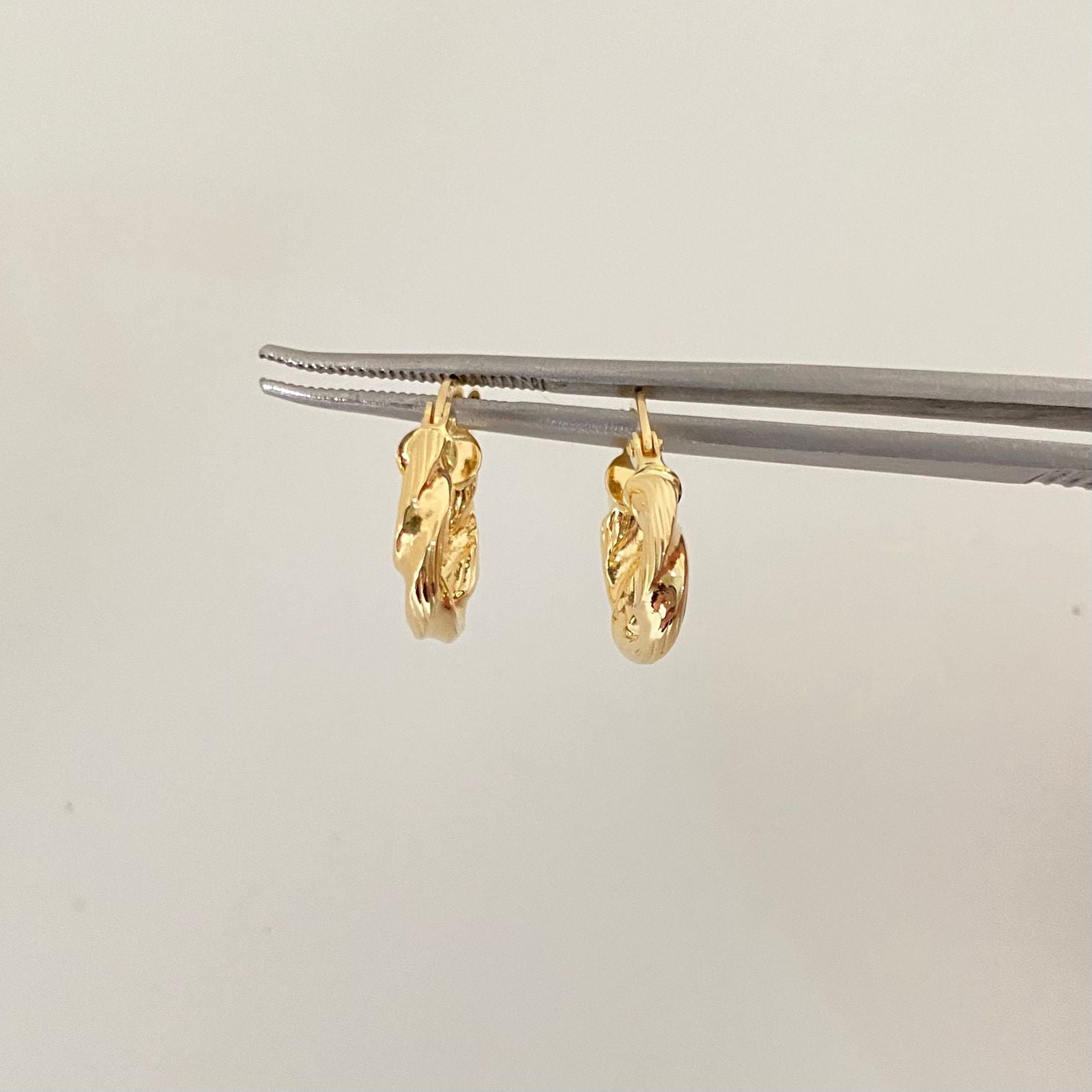 Candonga melcocha lisa y diamantada Oro amarillo 18k 1,4 Gr / 1,5 Cm