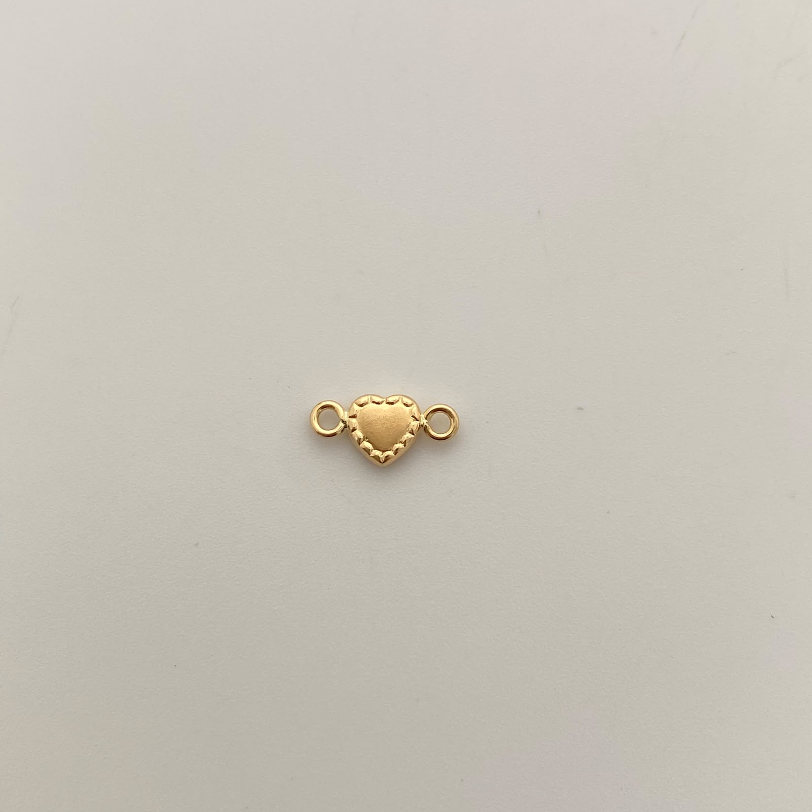 Herraje Corazon Borde Oro amarillo 18k 0,3 Gr / 1,3 Cm