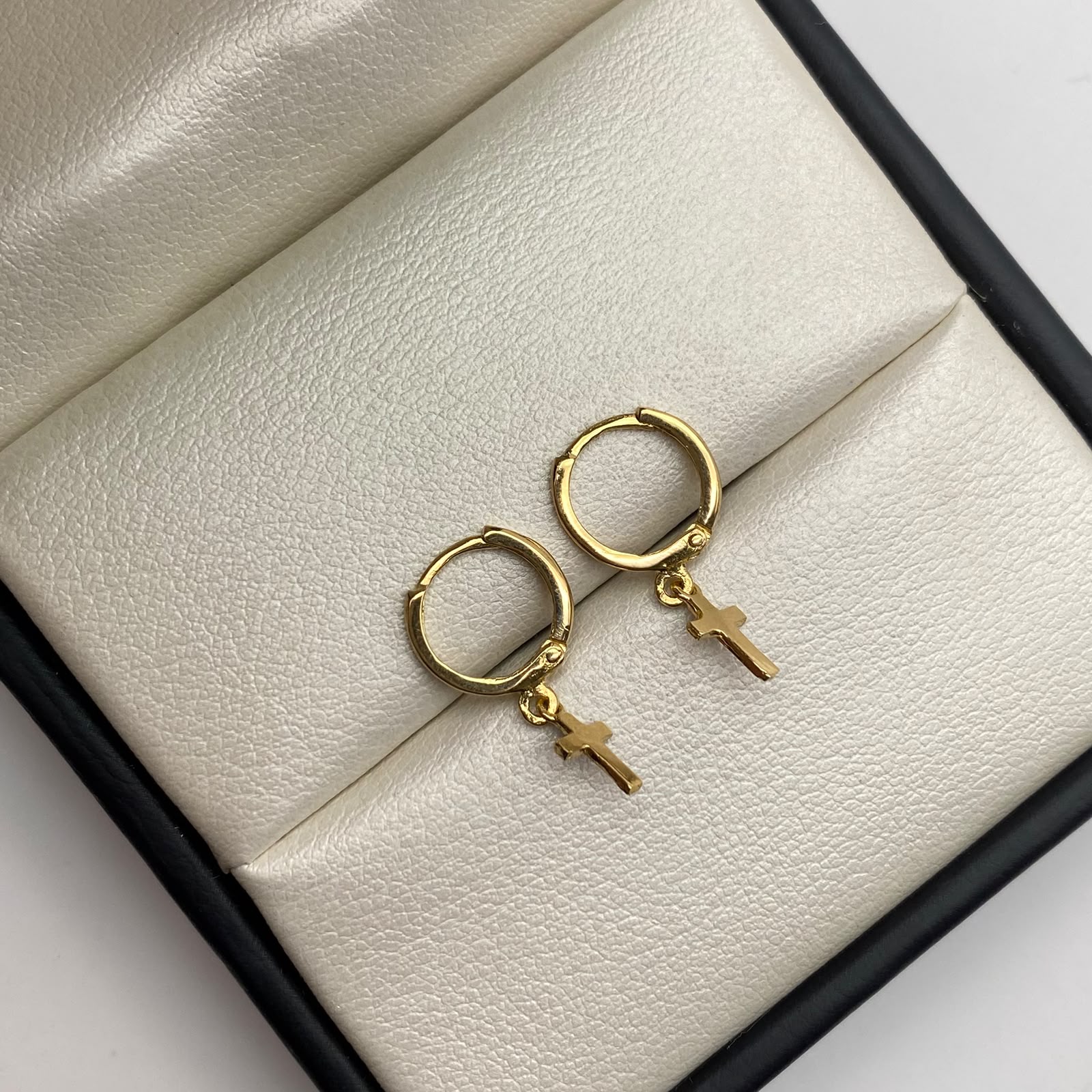 Candonga lisa dije cruz Oro amarillo 18k 1,15 Gr / 1,8 Cm