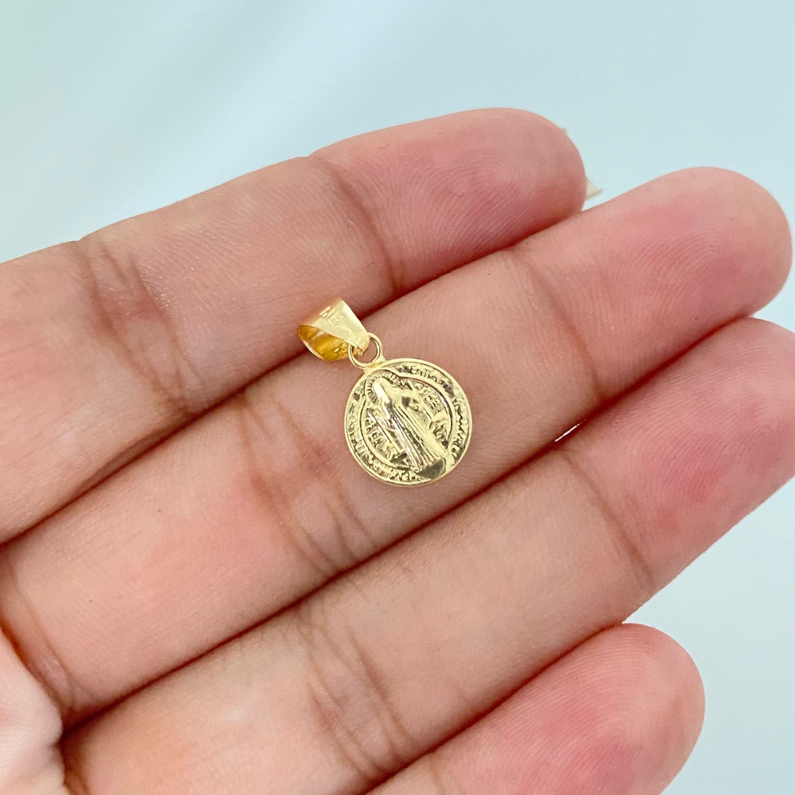 Dije san benito Oro amarillo 18k 0,6 Gr / 2,0 Cm