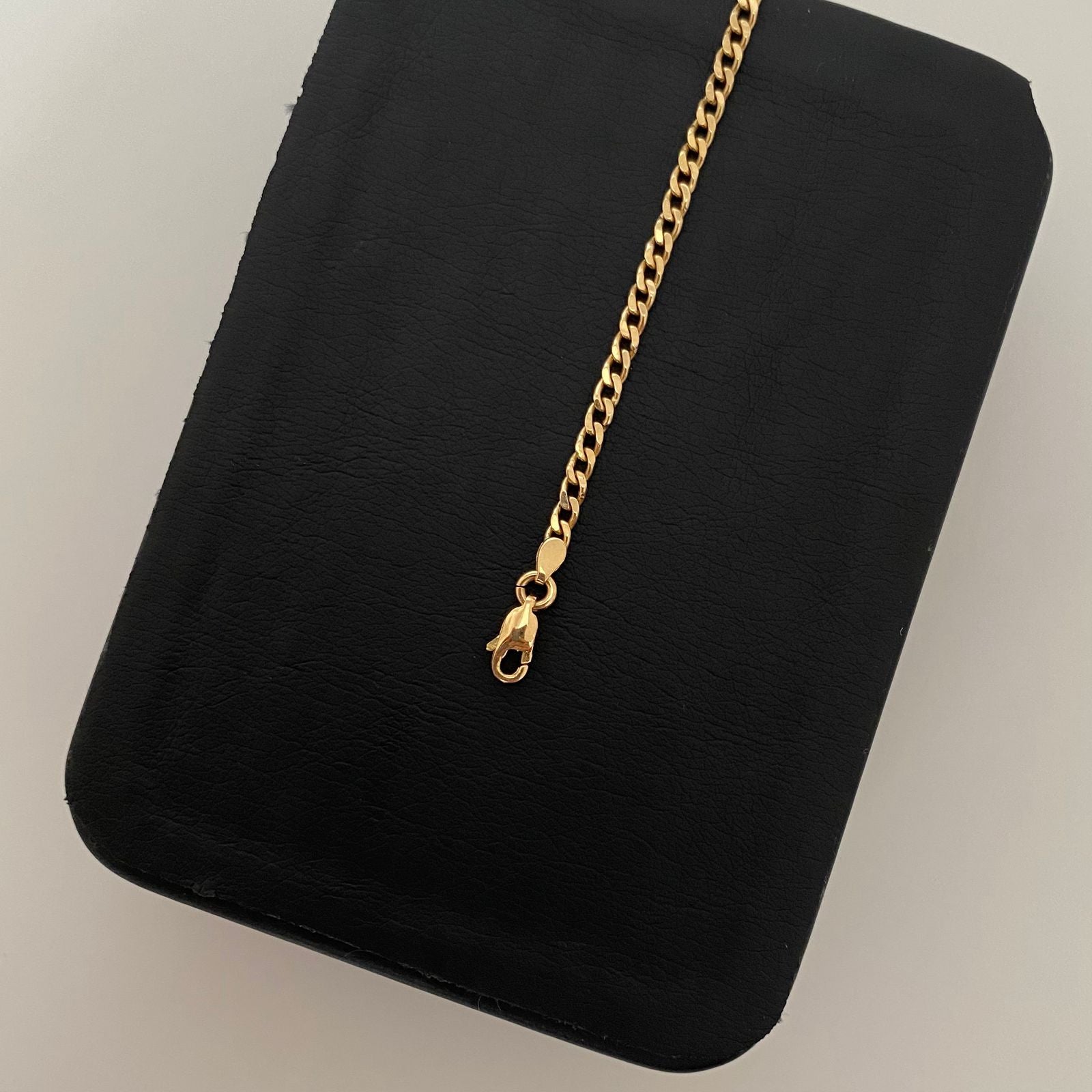 Pulso cubano trebol fondo blanco Oro amarillo 18k 5,60 Gr / 2,6 mm / 20 Cm Broche 0,40