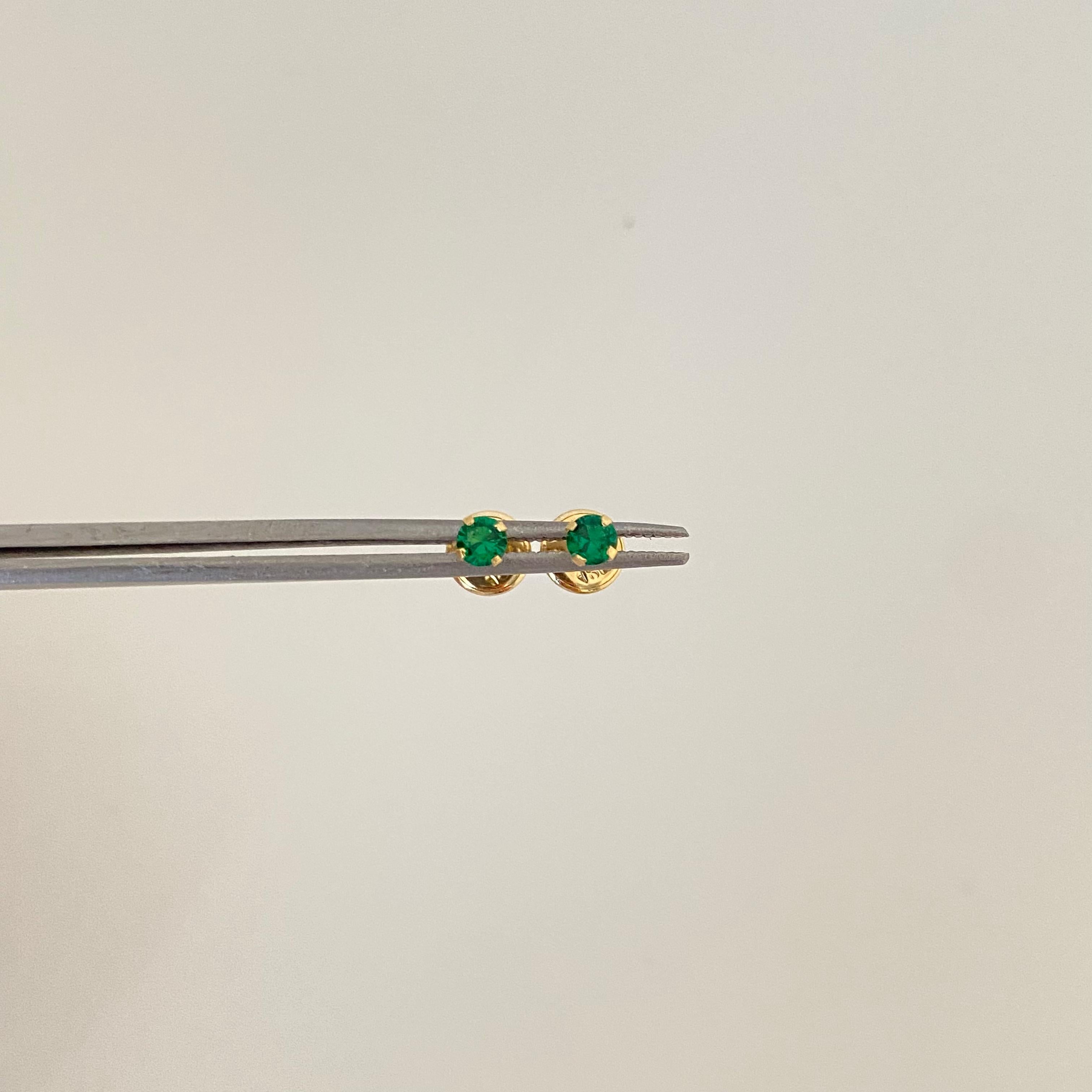 Topos (joya) circon verde Oro amarillo 18k 0,45 Gr / 3,0 mm