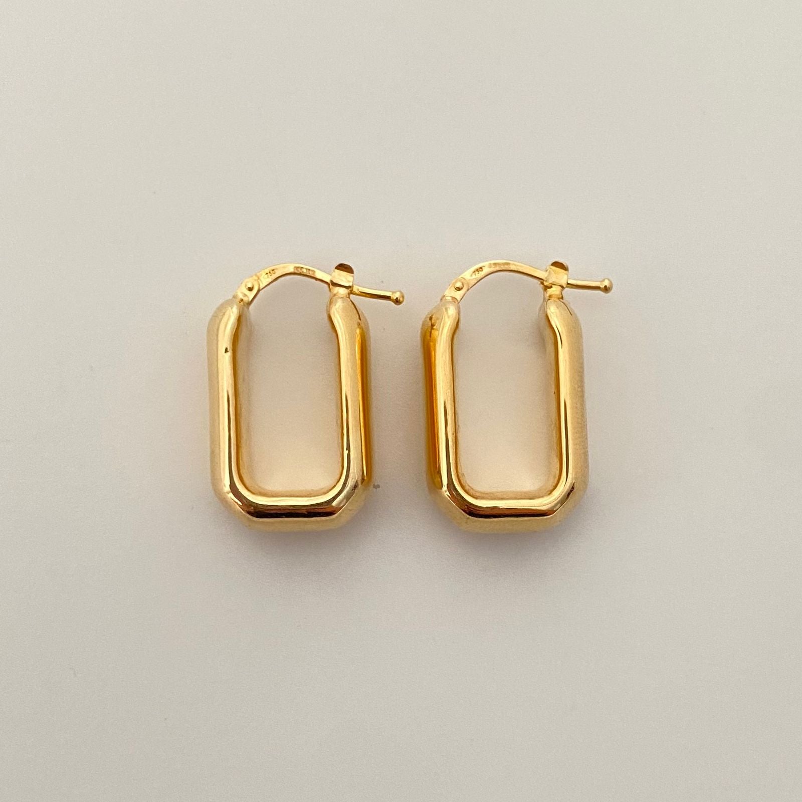 Candonga It rectangular puntas biseladas (Joya) Oro amarillo 18k 2,90 Gr / 2,5 Cm